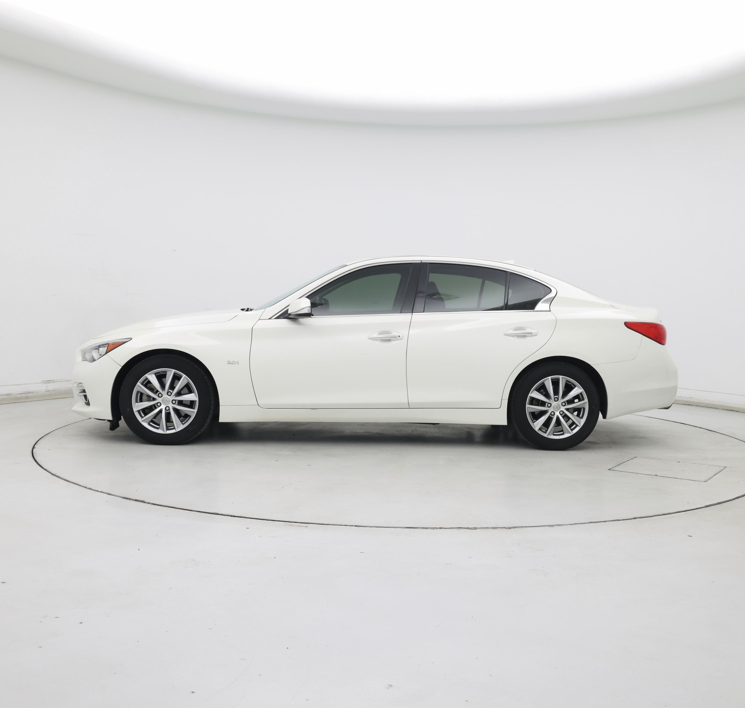 Thumbnail: 2016 INFINITI Q50 - 3