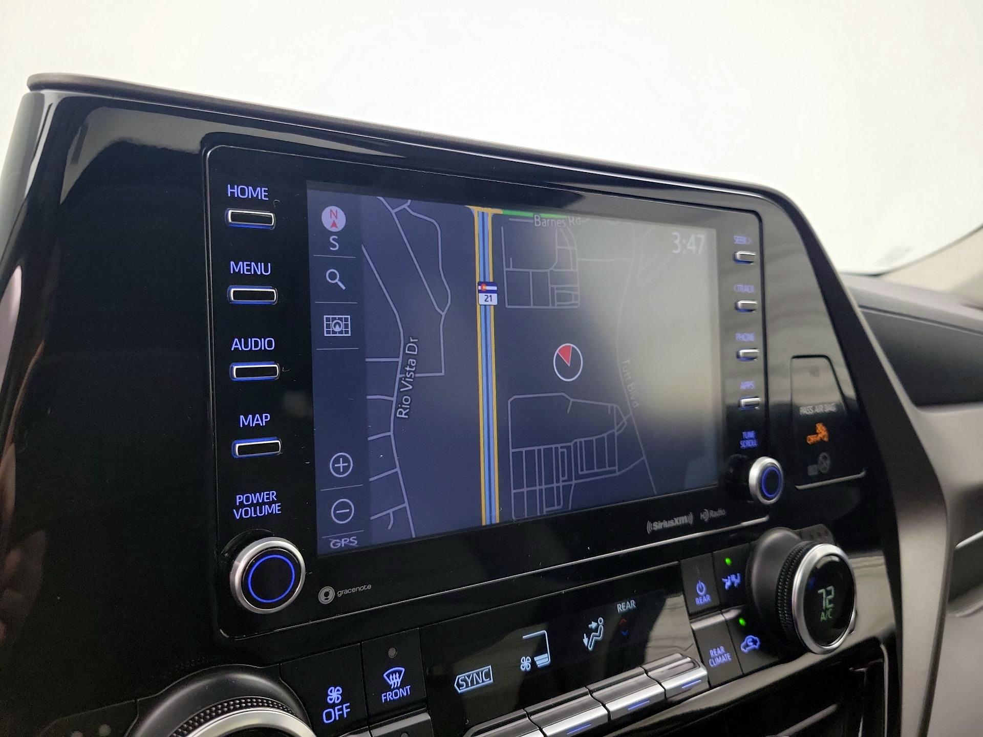 Thumbnail: 2021 Toyota Highlander - 14