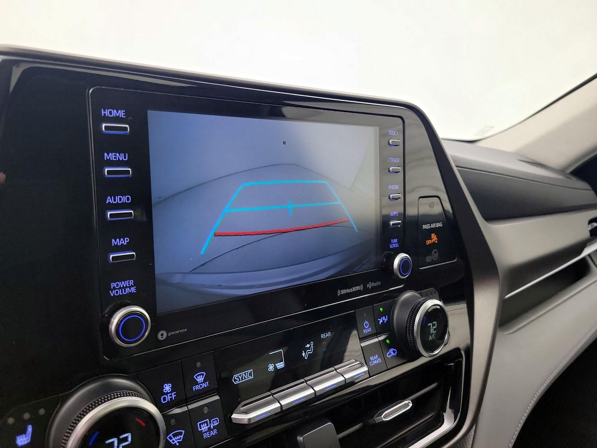 Thumbnail: 2021 Toyota Highlander - 15