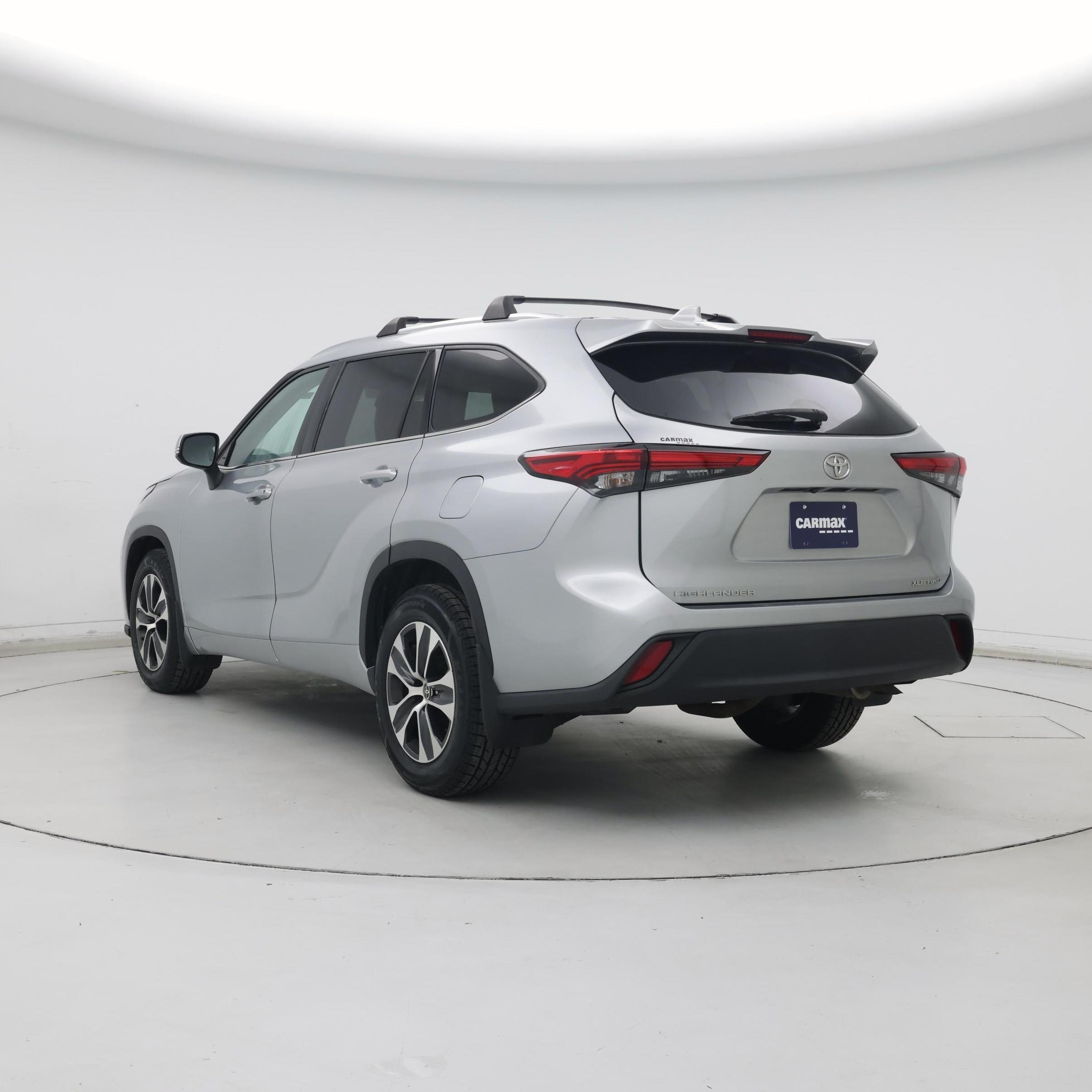 Thumbnail: 2021 Toyota Highlander - 2