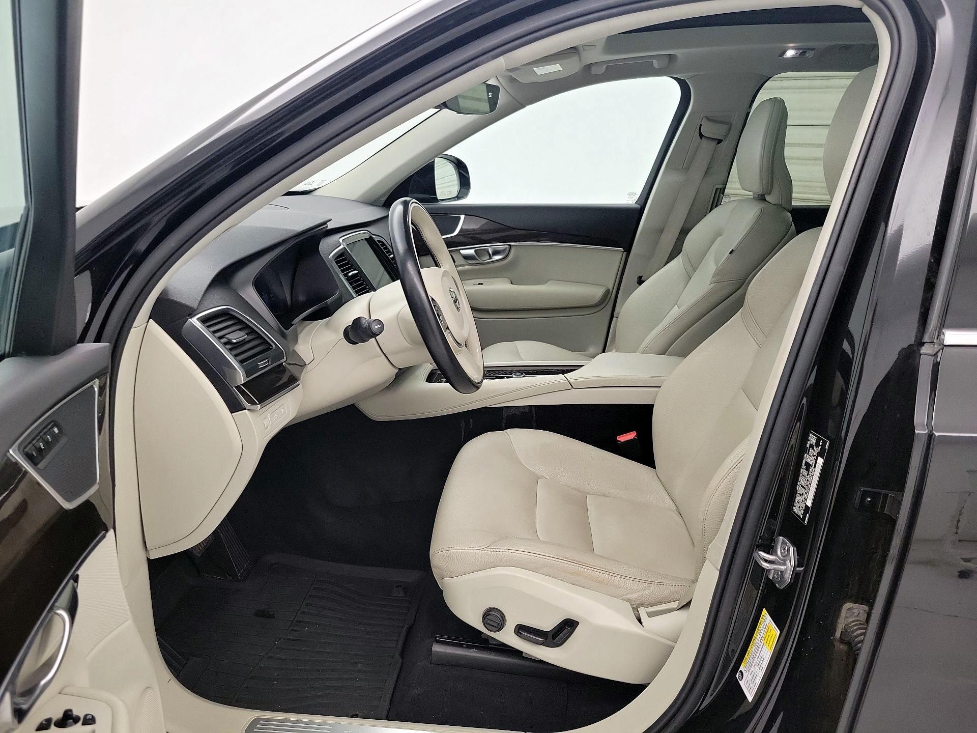 Thumbnail: 2019 Volvo XC90 - 11