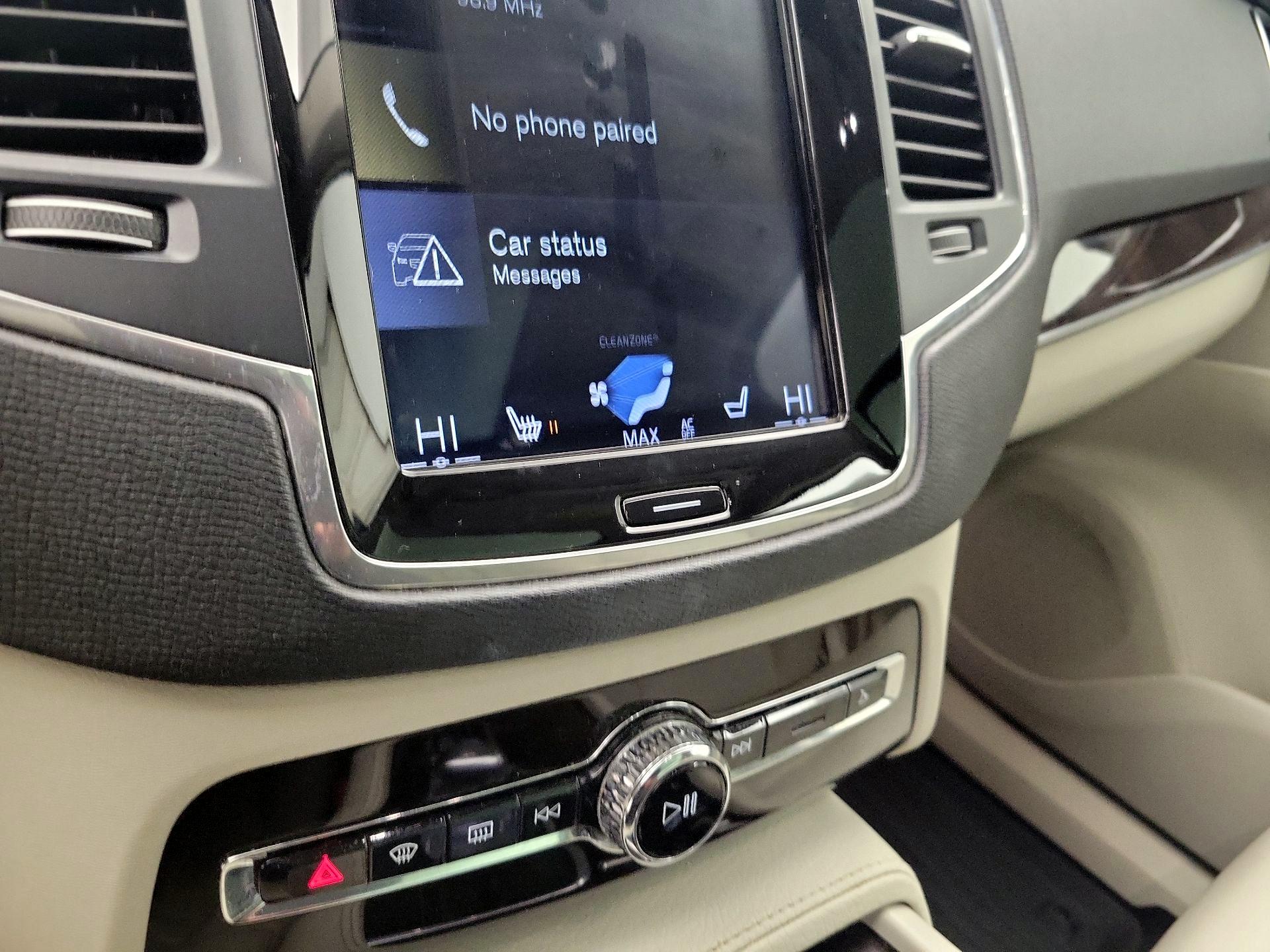 Thumbnail: 2019 Volvo XC90 - 17