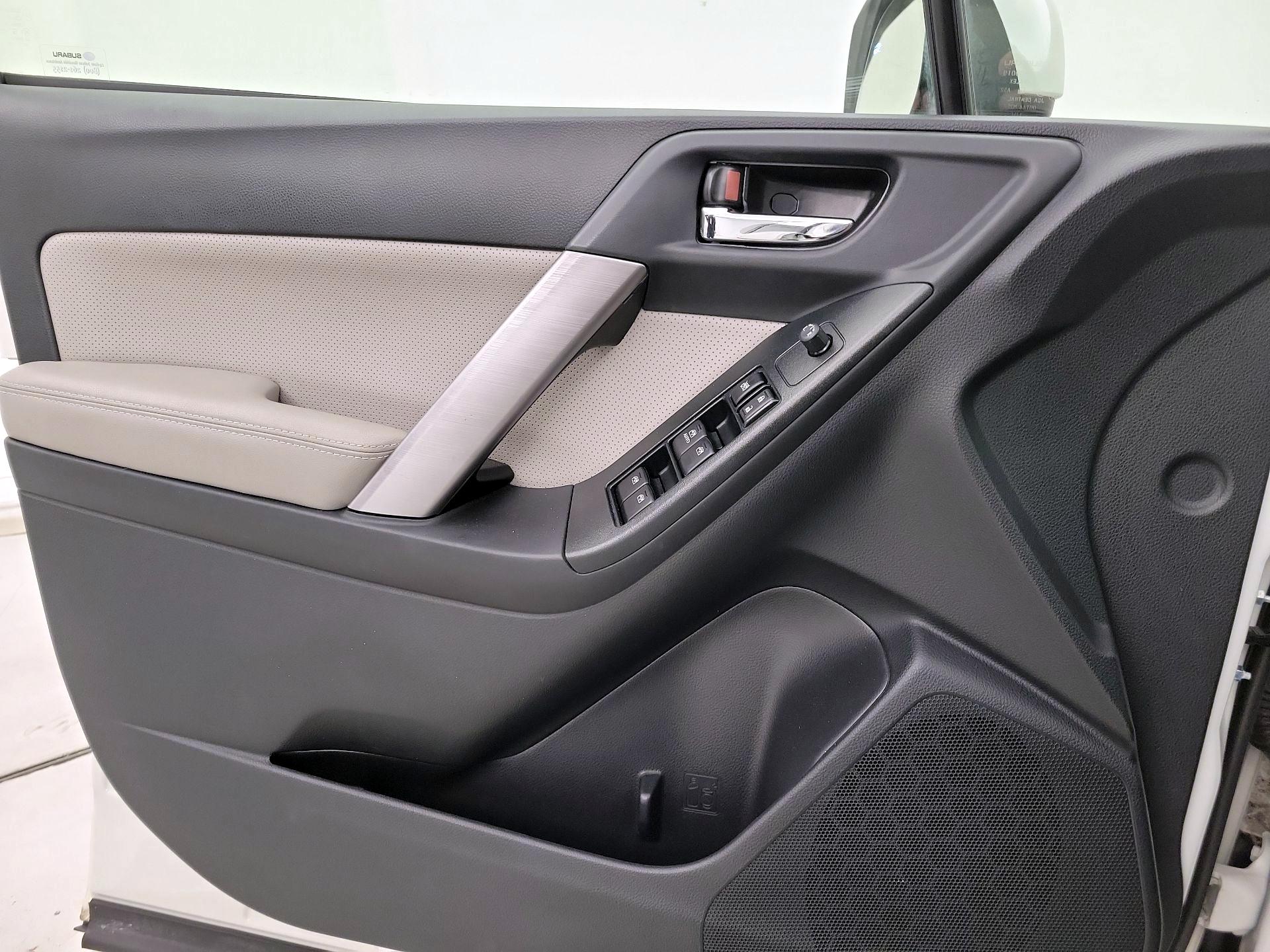 Thumbnail: 2016 Subaru Forester - 12