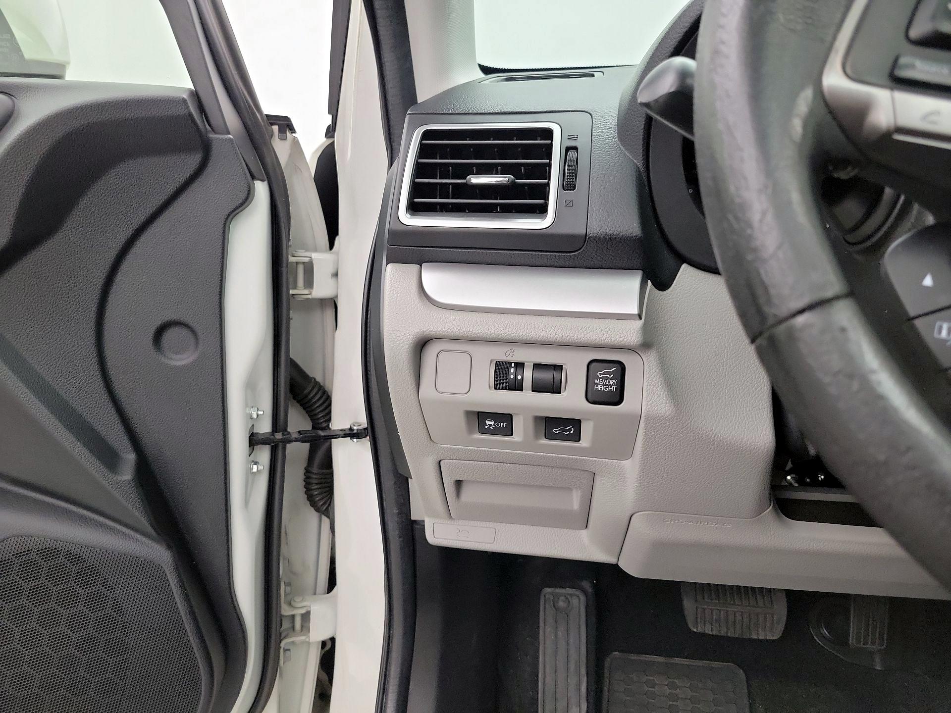 Thumbnail: 2016 Subaru Forester - 13