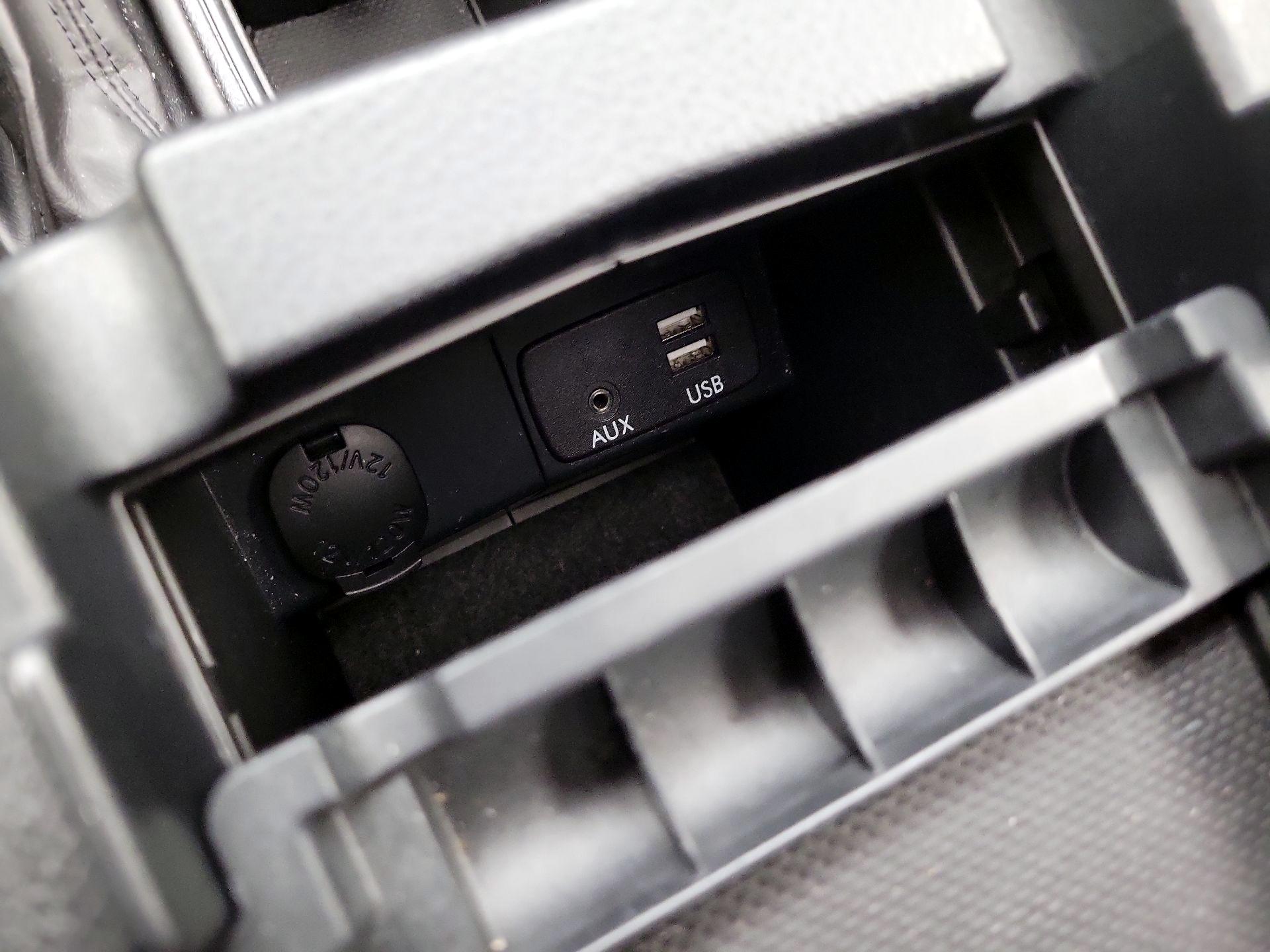 Thumbnail: 2016 Subaru Forester - 18