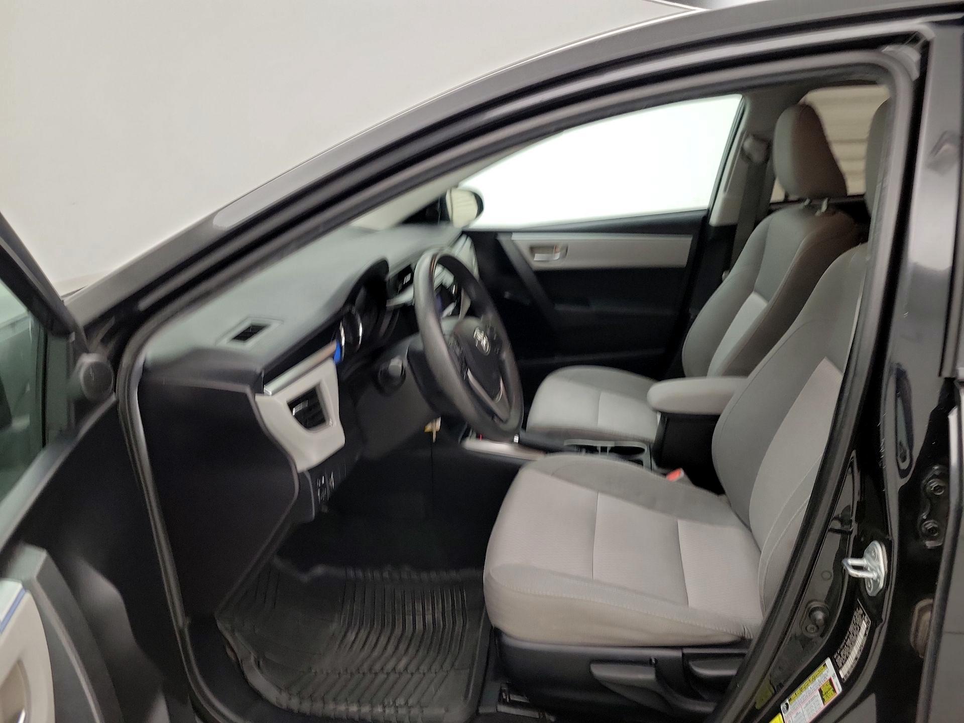 Thumbnail: 2015 Toyota Corolla - 11