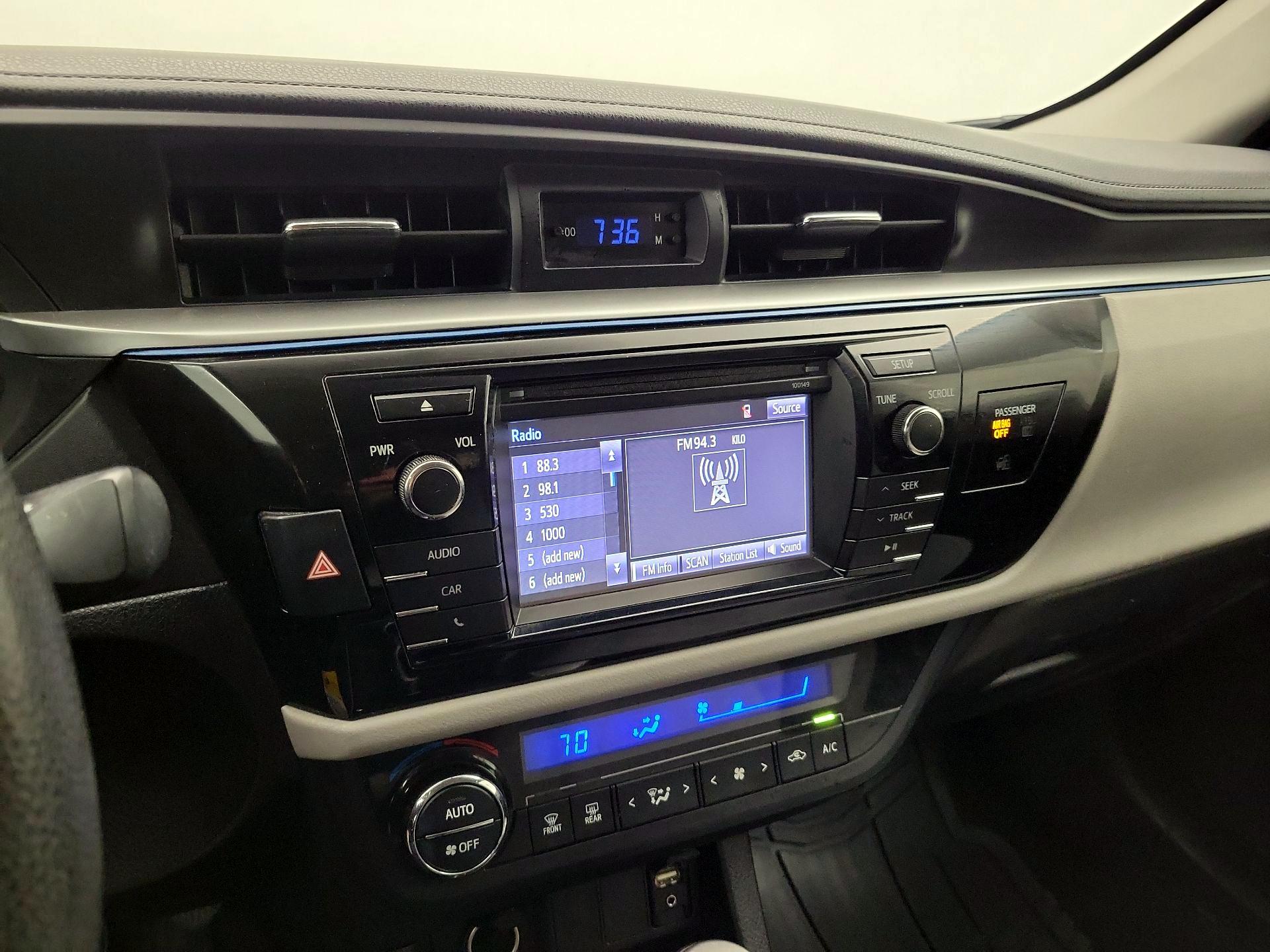 Thumbnail: 2015 Toyota Corolla - 15