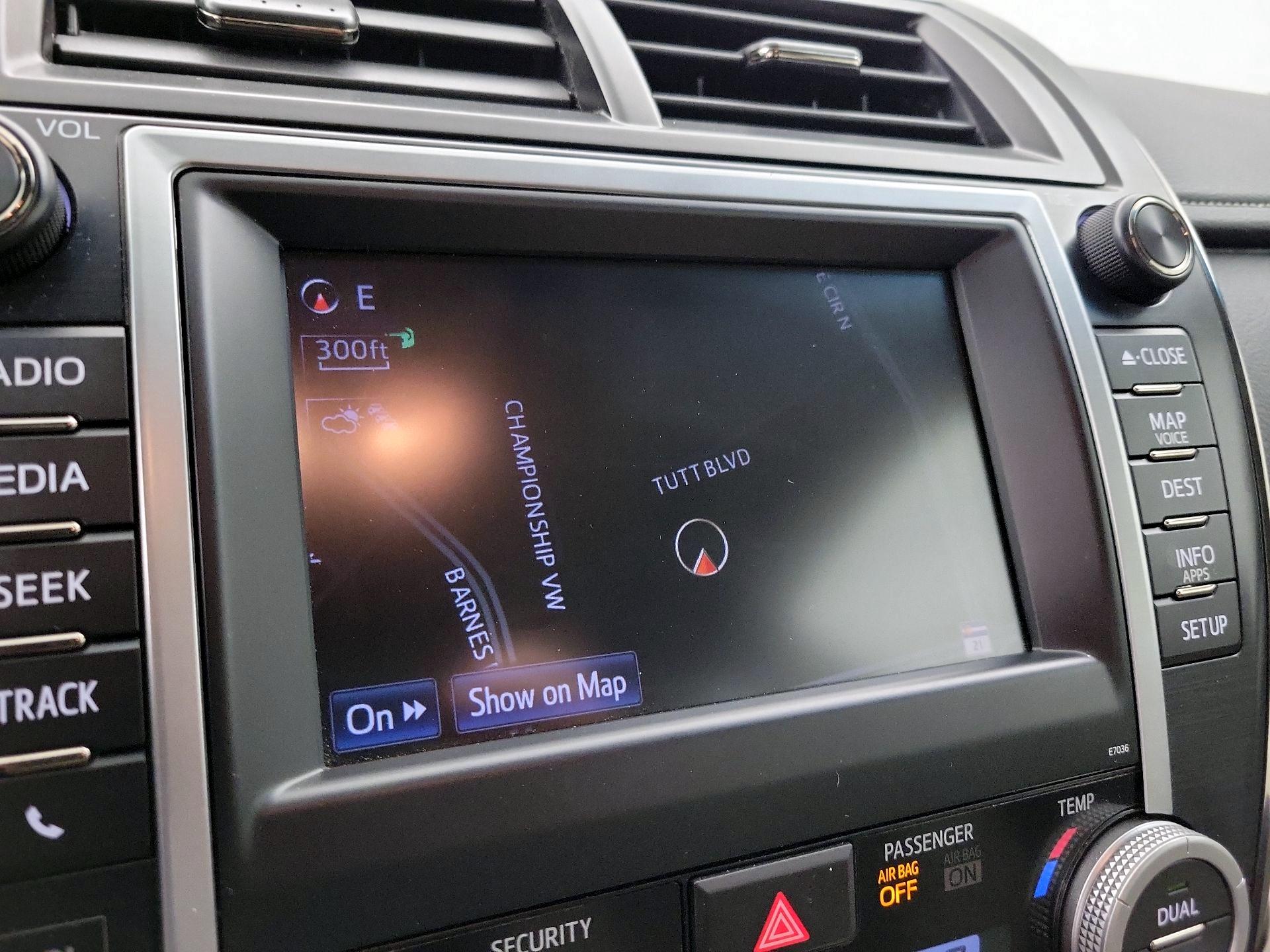 Thumbnail: 2014 Toyota Camry - 14