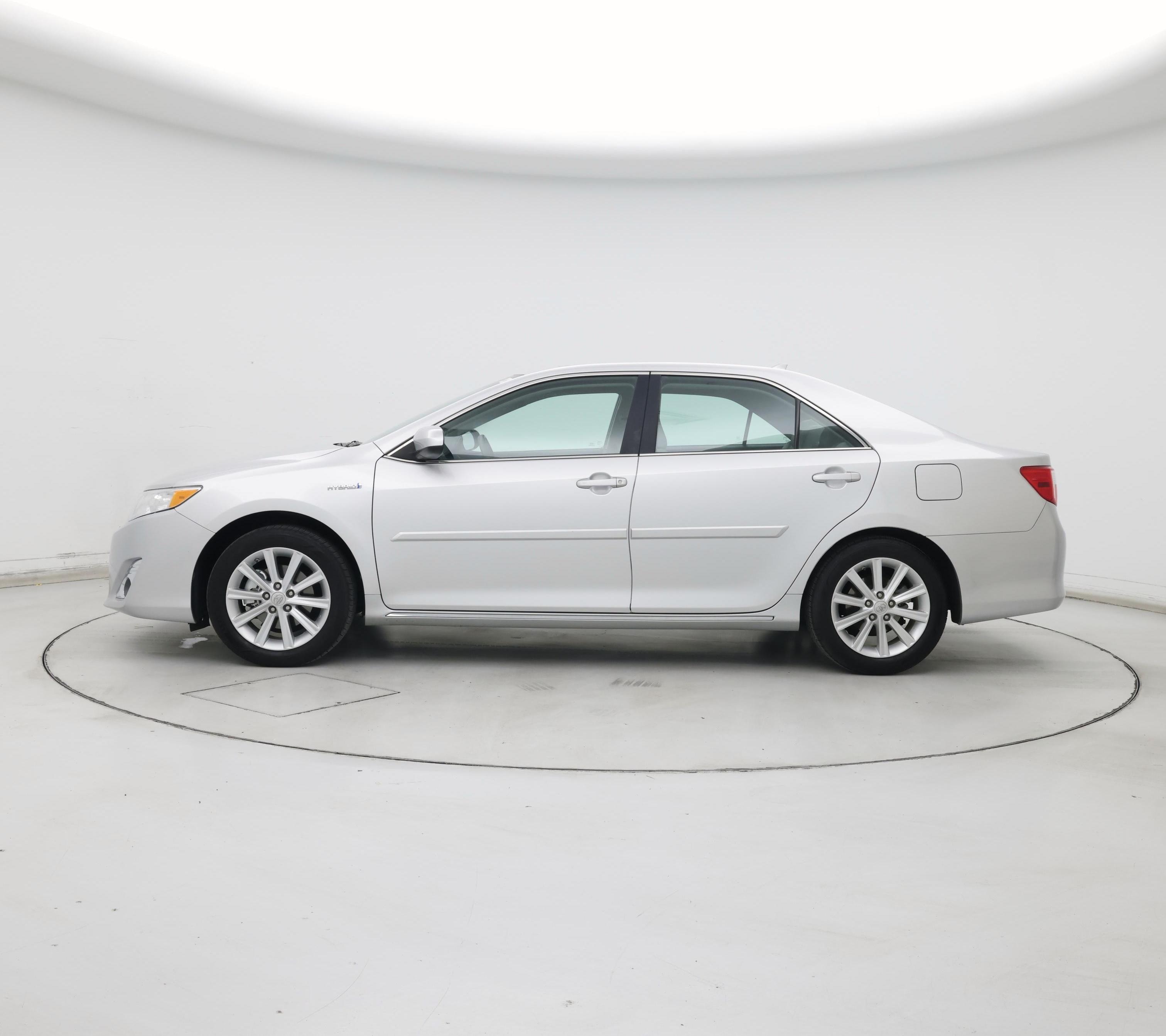 Thumbnail: 2014 Toyota Camry - 3