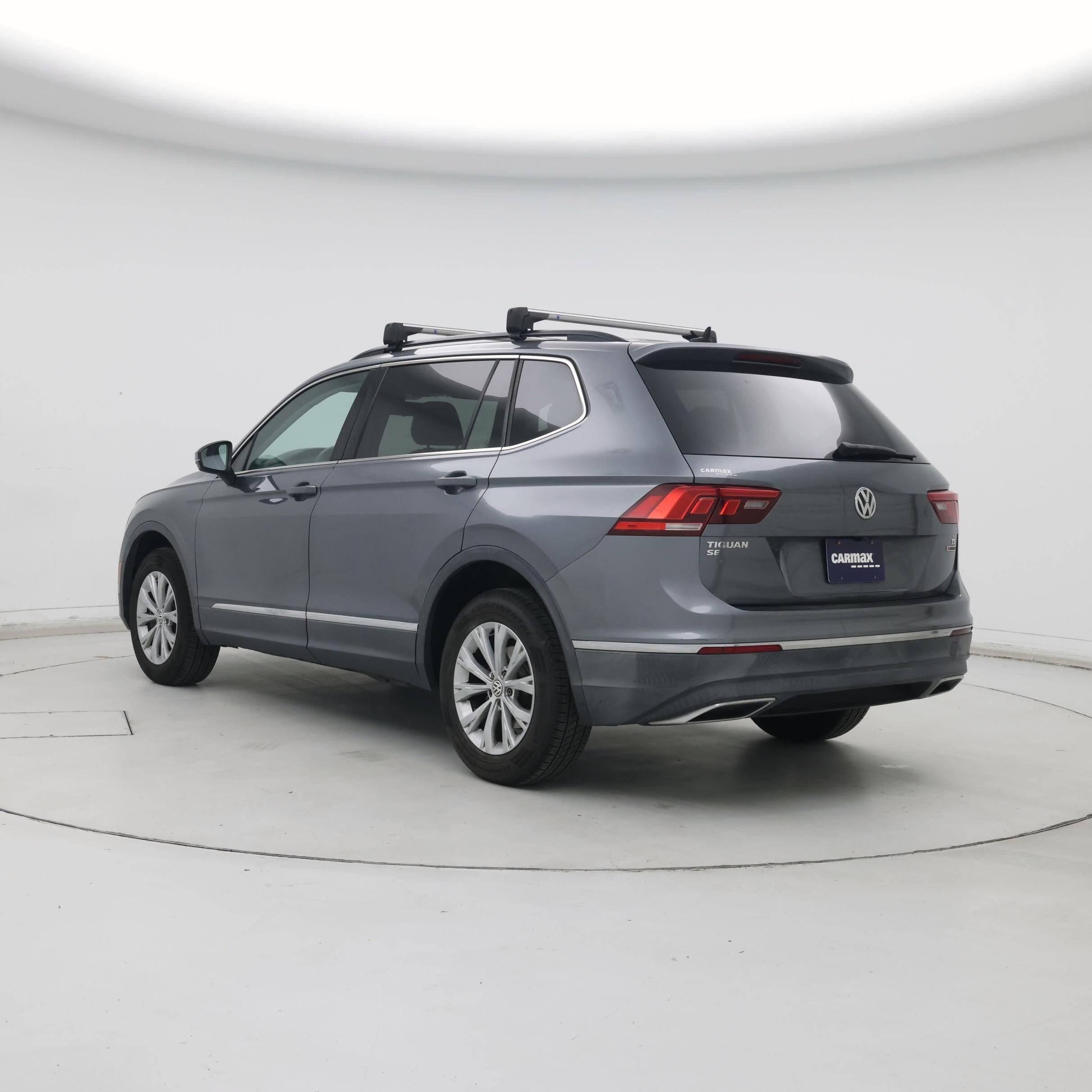 Thumbnail: 2018 Volkswagen Tiguan - 2