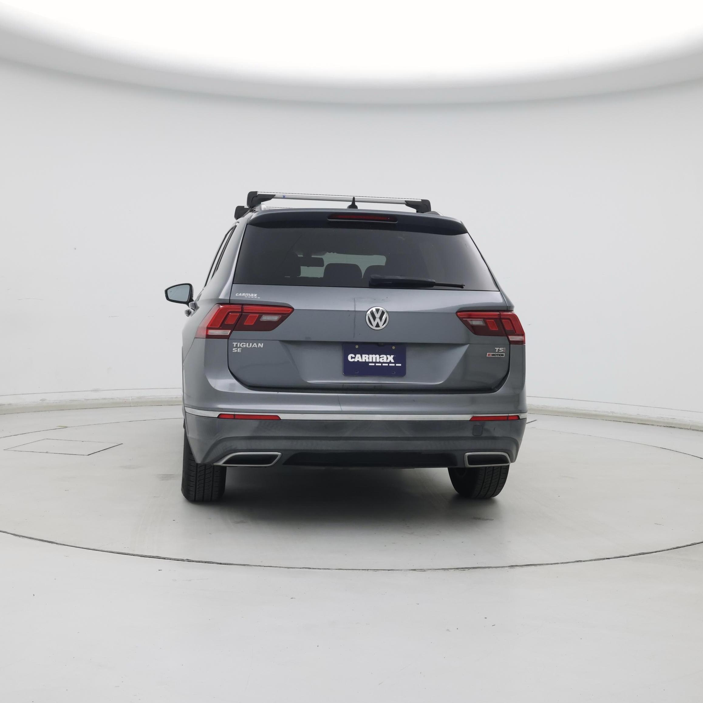 Thumbnail: 2018 Volkswagen Tiguan - 6