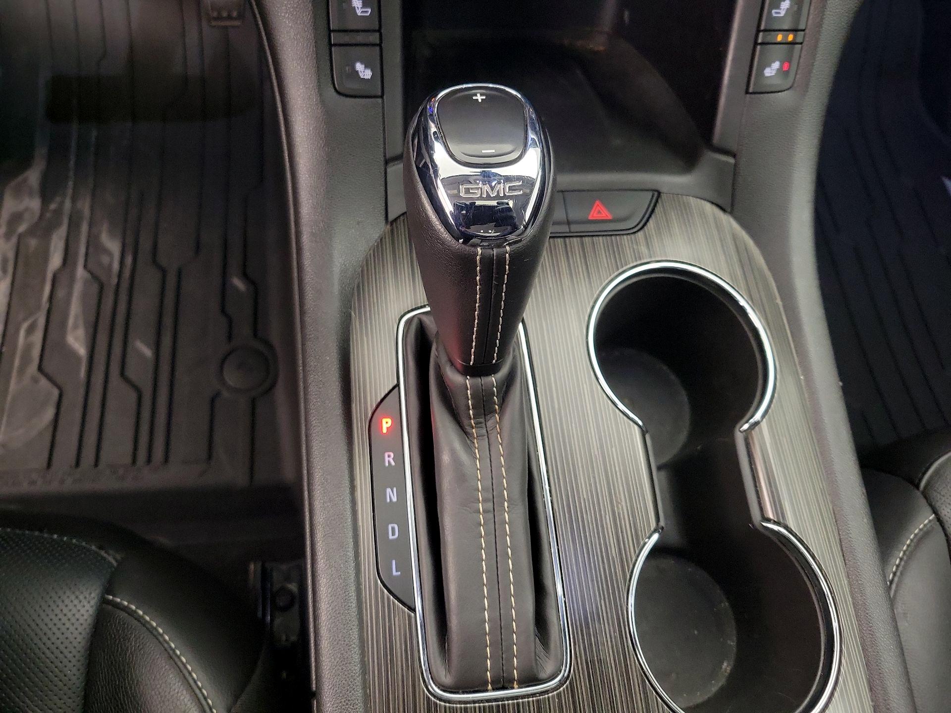 Thumbnail: 2017 GMC Acadia - 18