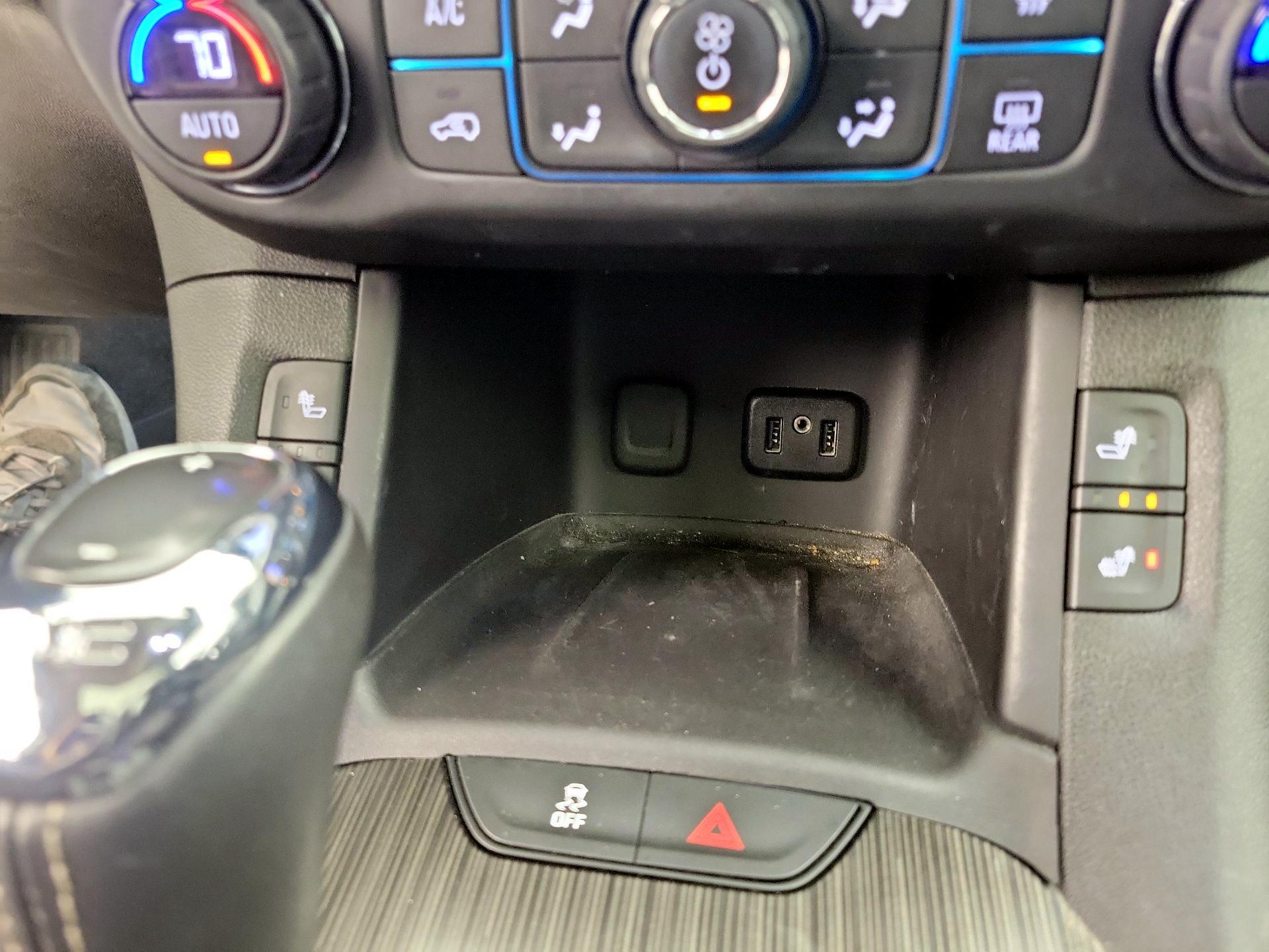 Thumbnail: 2017 GMC Acadia - 19