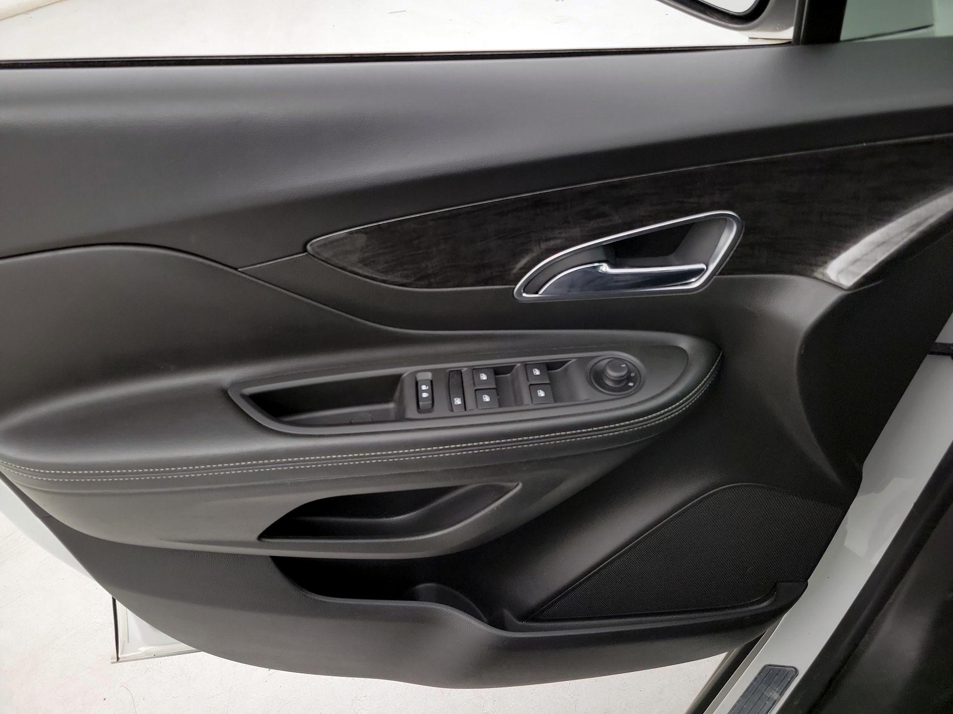 Thumbnail: 2016 Buick Encore - 12