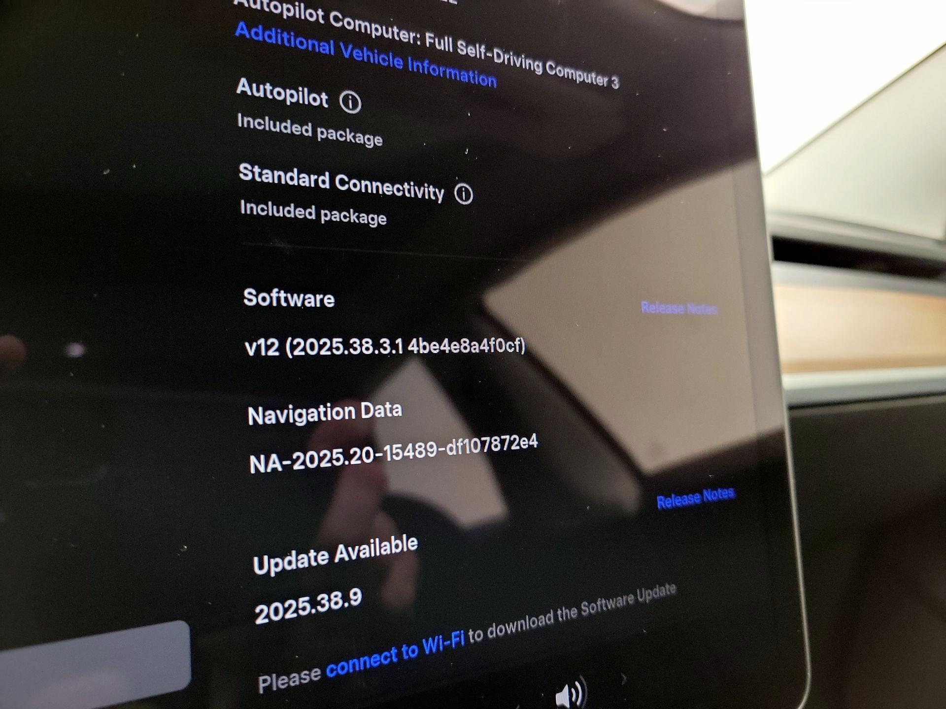 Thumbnail: 2023 Tesla Model 3 - 13
