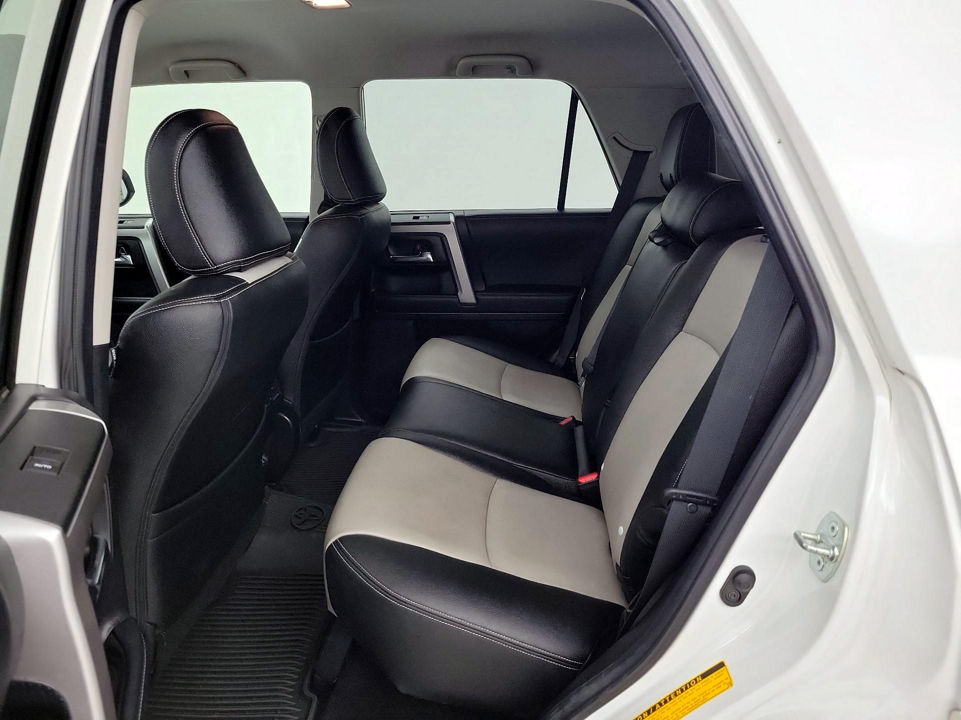 Thumbnail: 2020 Toyota 4Runner - 19