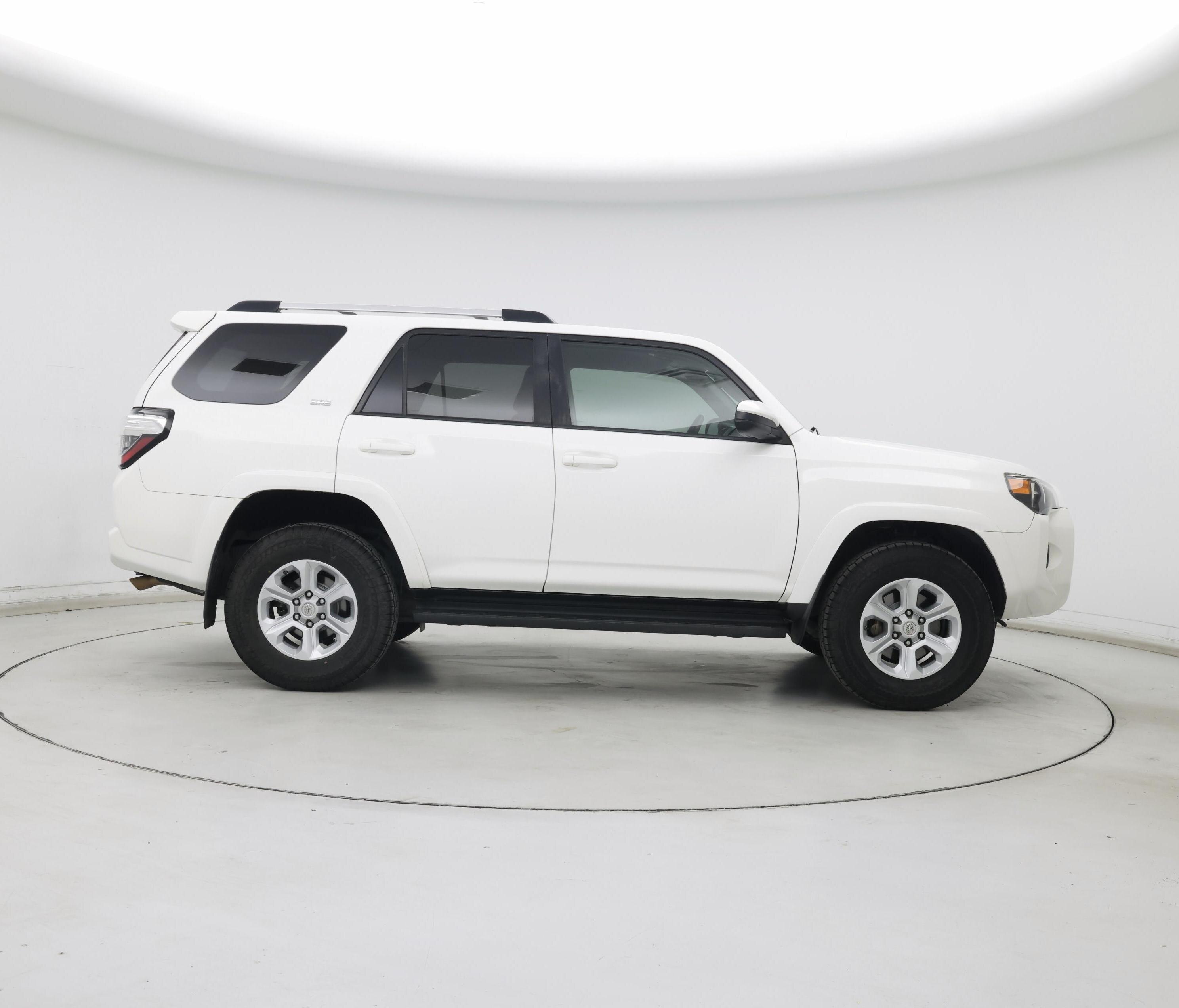 Thumbnail: 2020 Toyota 4Runner - 7
