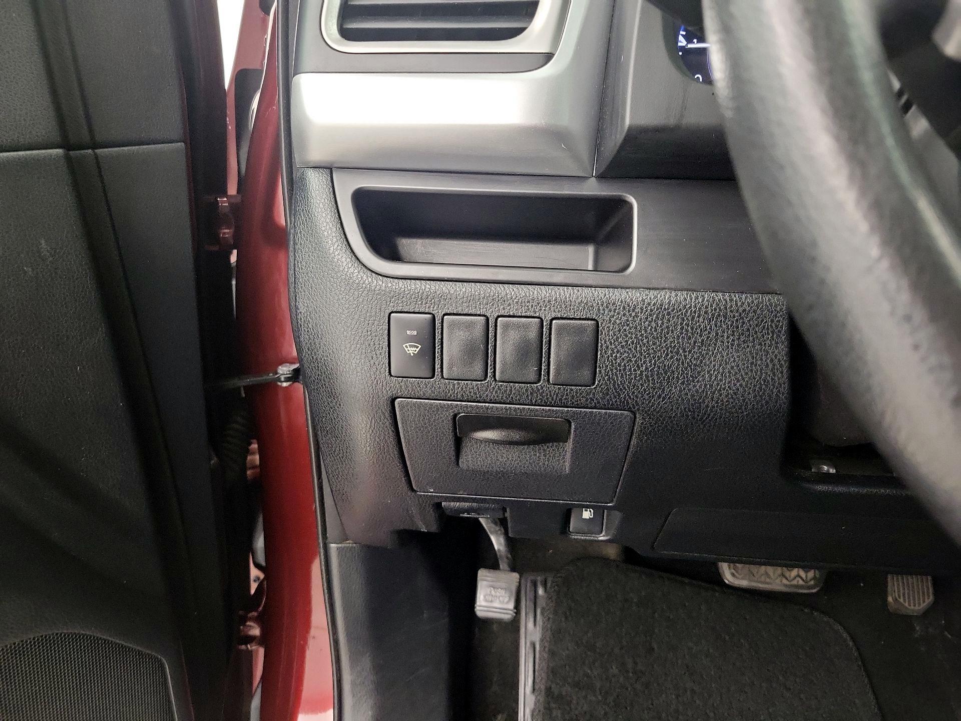 Thumbnail: 2015 Toyota Highlander - 13