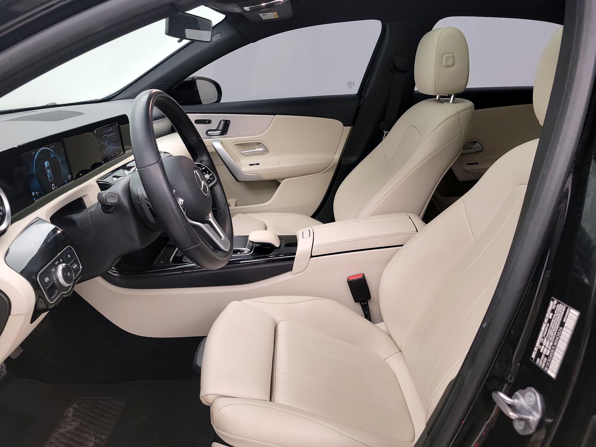 Thumbnail: 2020 Mercedes-Benz A-Class - 11