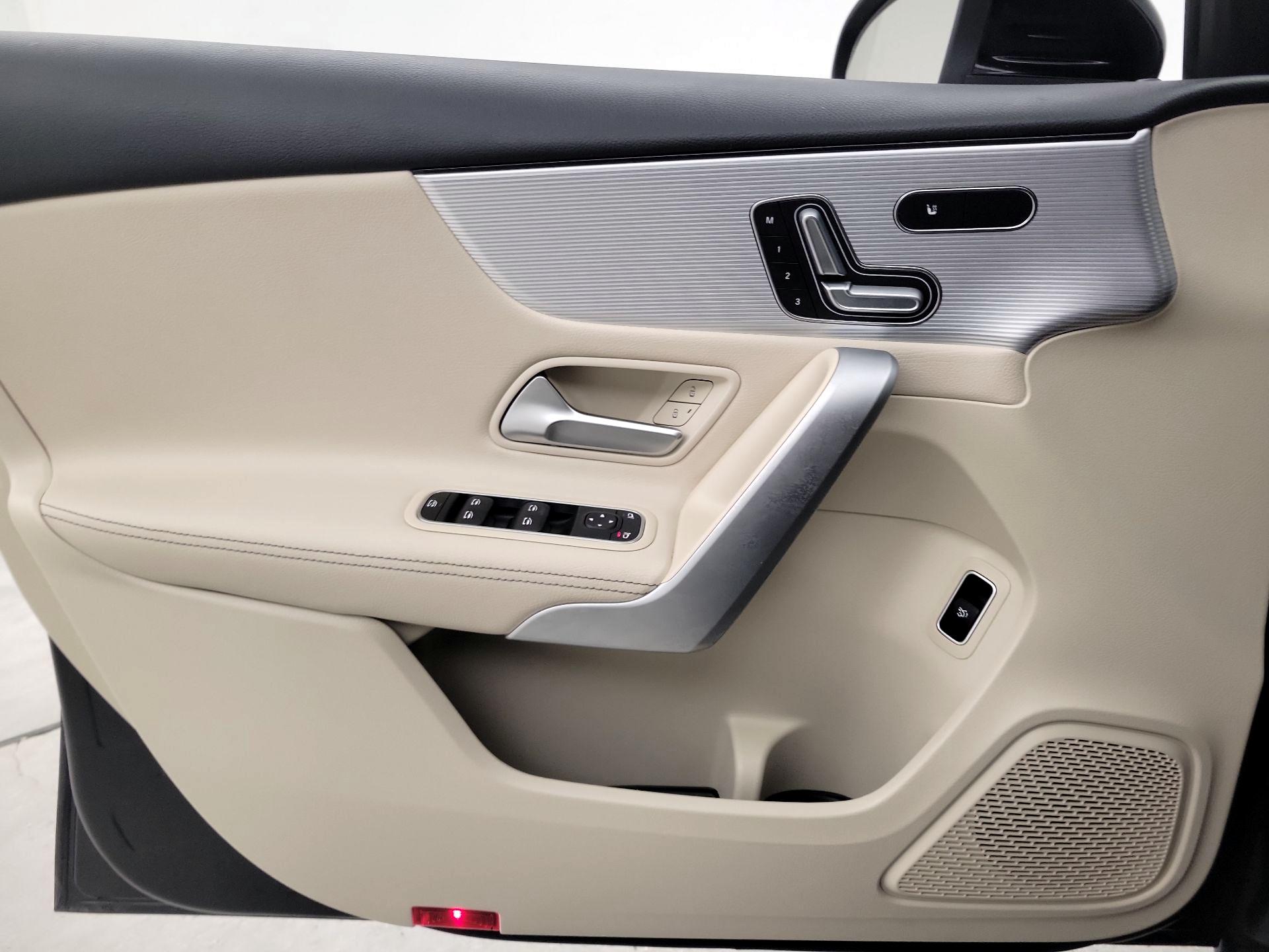 Thumbnail: 2020 Mercedes-Benz A-Class - 12