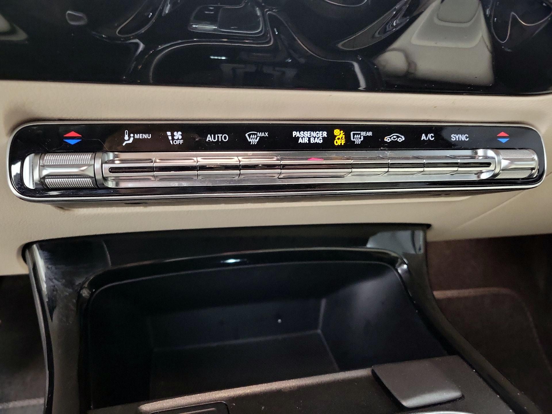 Thumbnail: 2020 Mercedes-Benz A-Class - 16