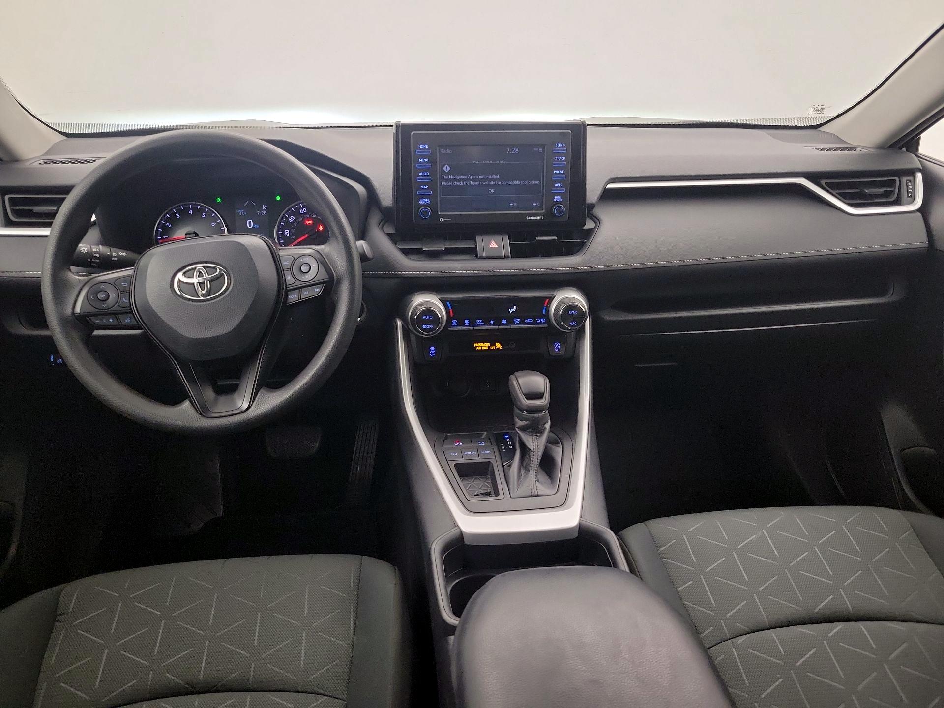 Thumbnail: 2021 Toyota RAV4 - 9