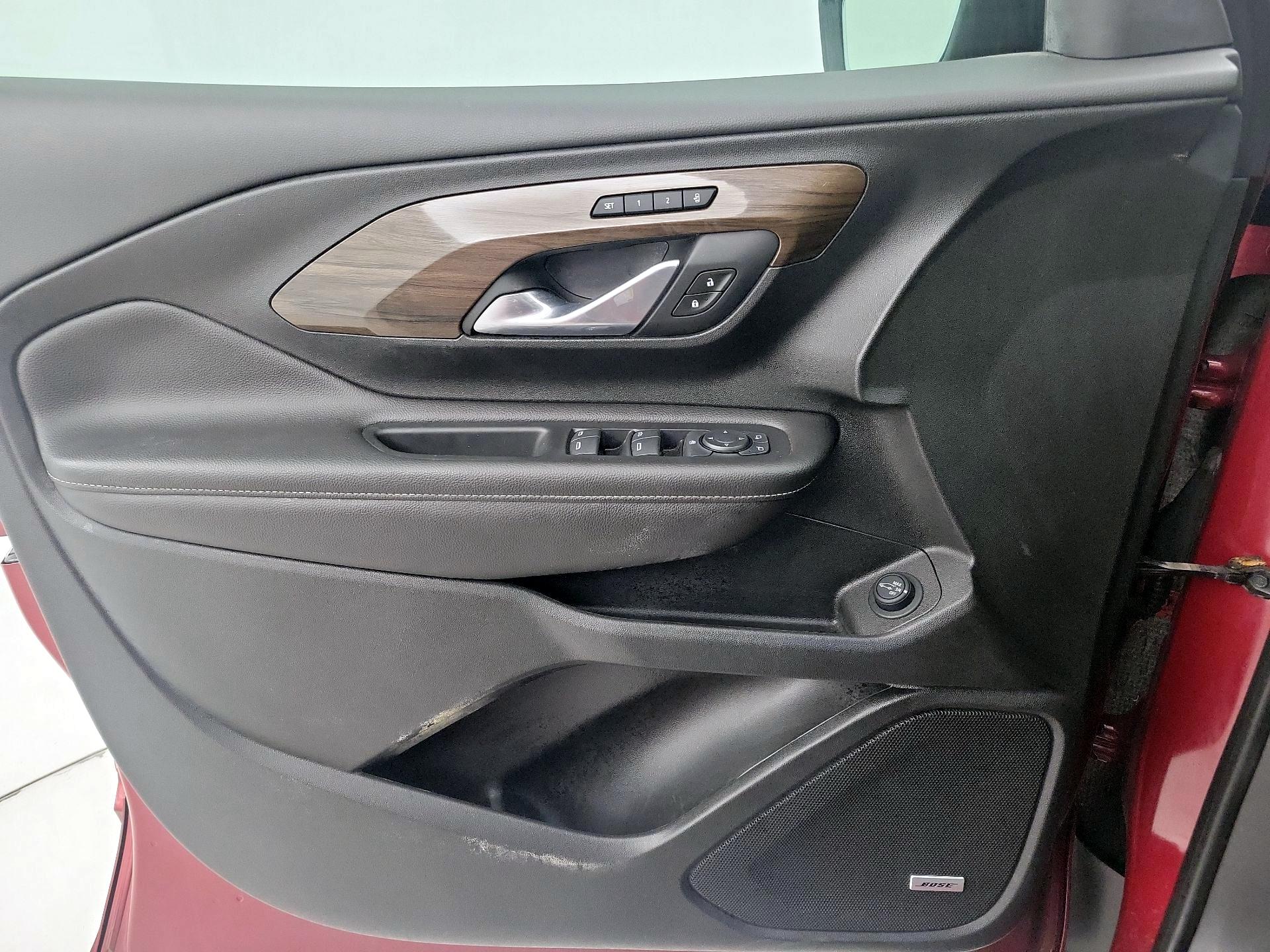 Thumbnail: 2020 GMC Terrain - 12