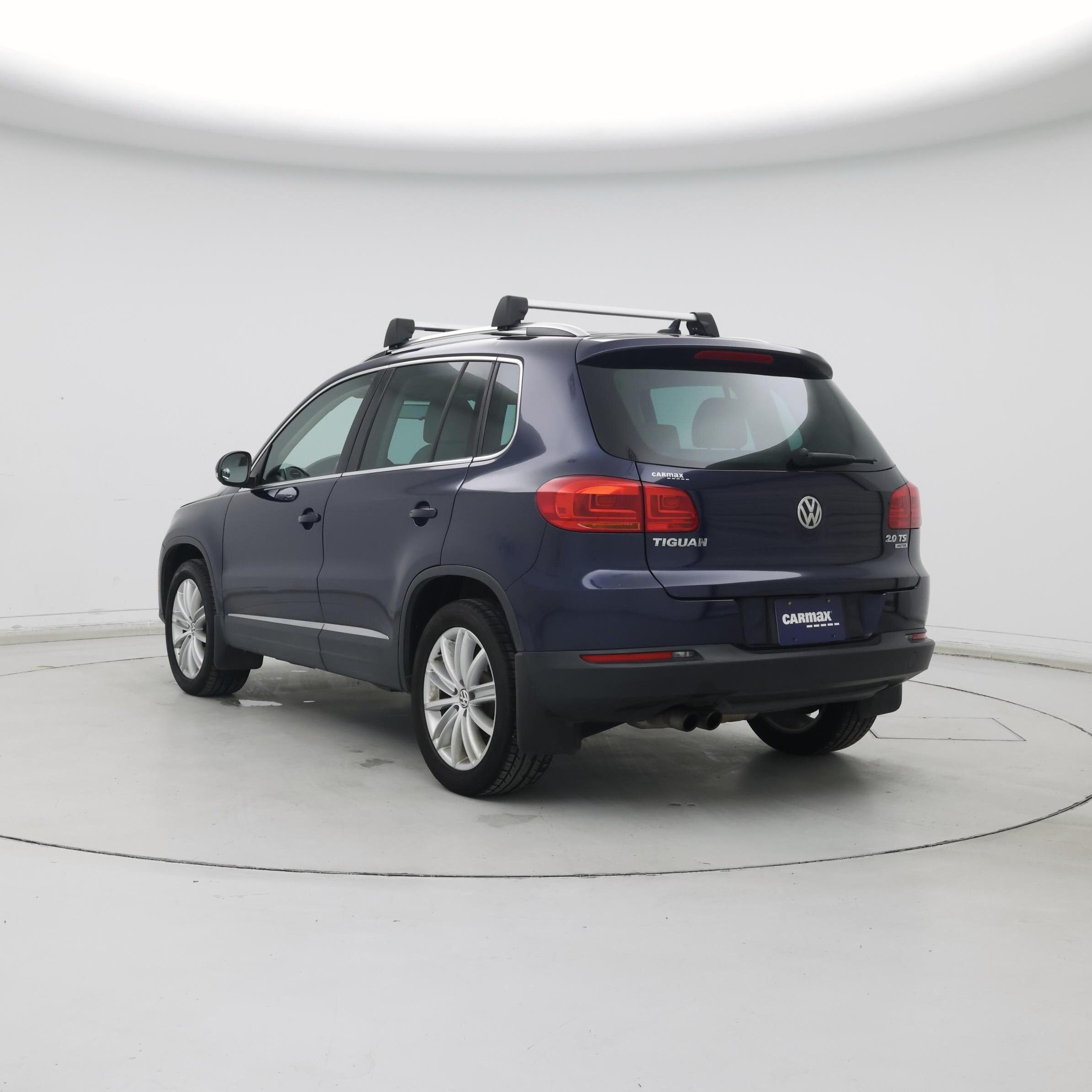 Thumbnail: 2015 Volkswagen Tiguan - 2