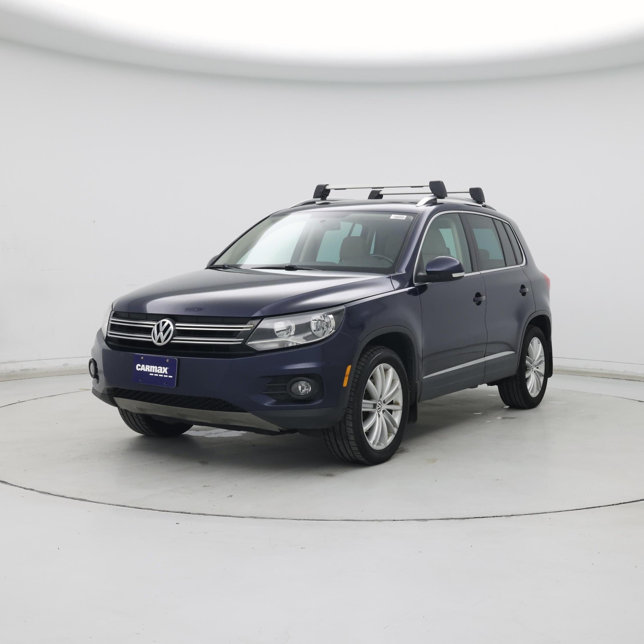 Thumbnail: 2015 Volkswagen Tiguan - 4