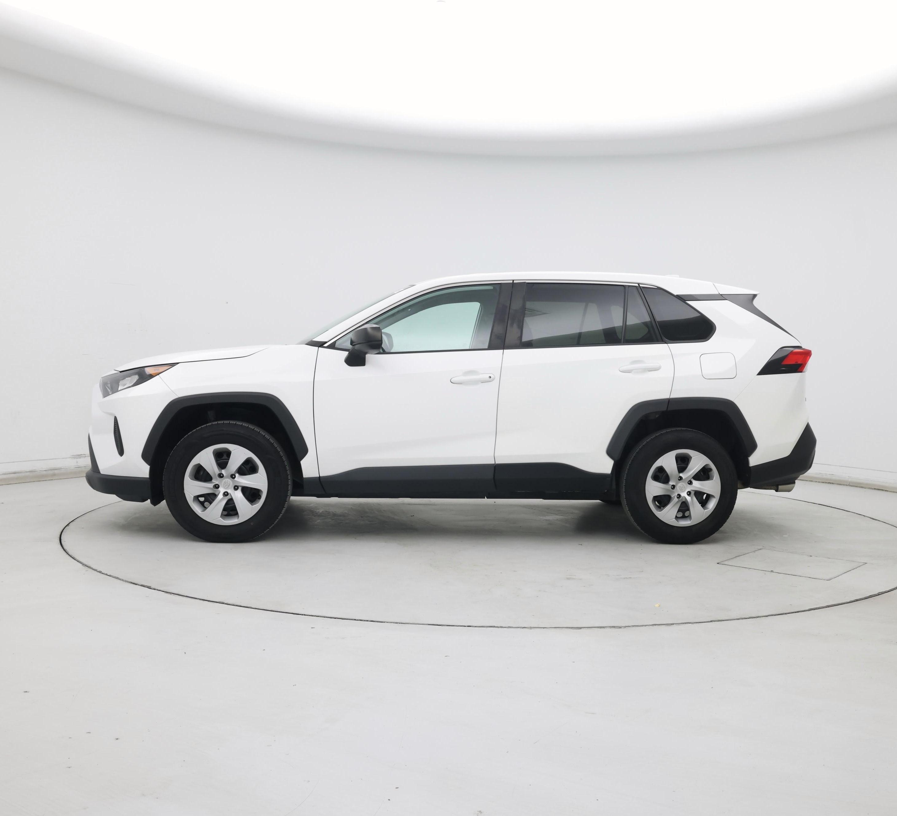 Thumbnail: 2022 Toyota RAV4 - 3