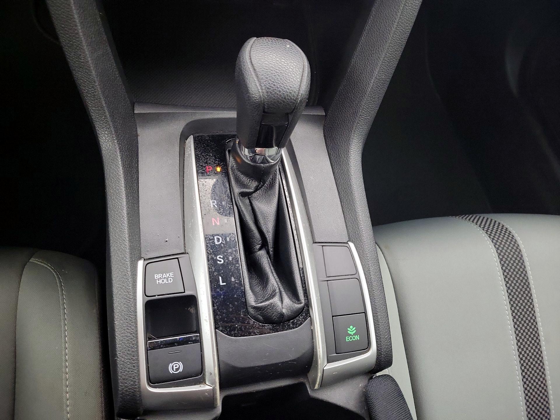 Thumbnail: 2019 Honda Civic - 17