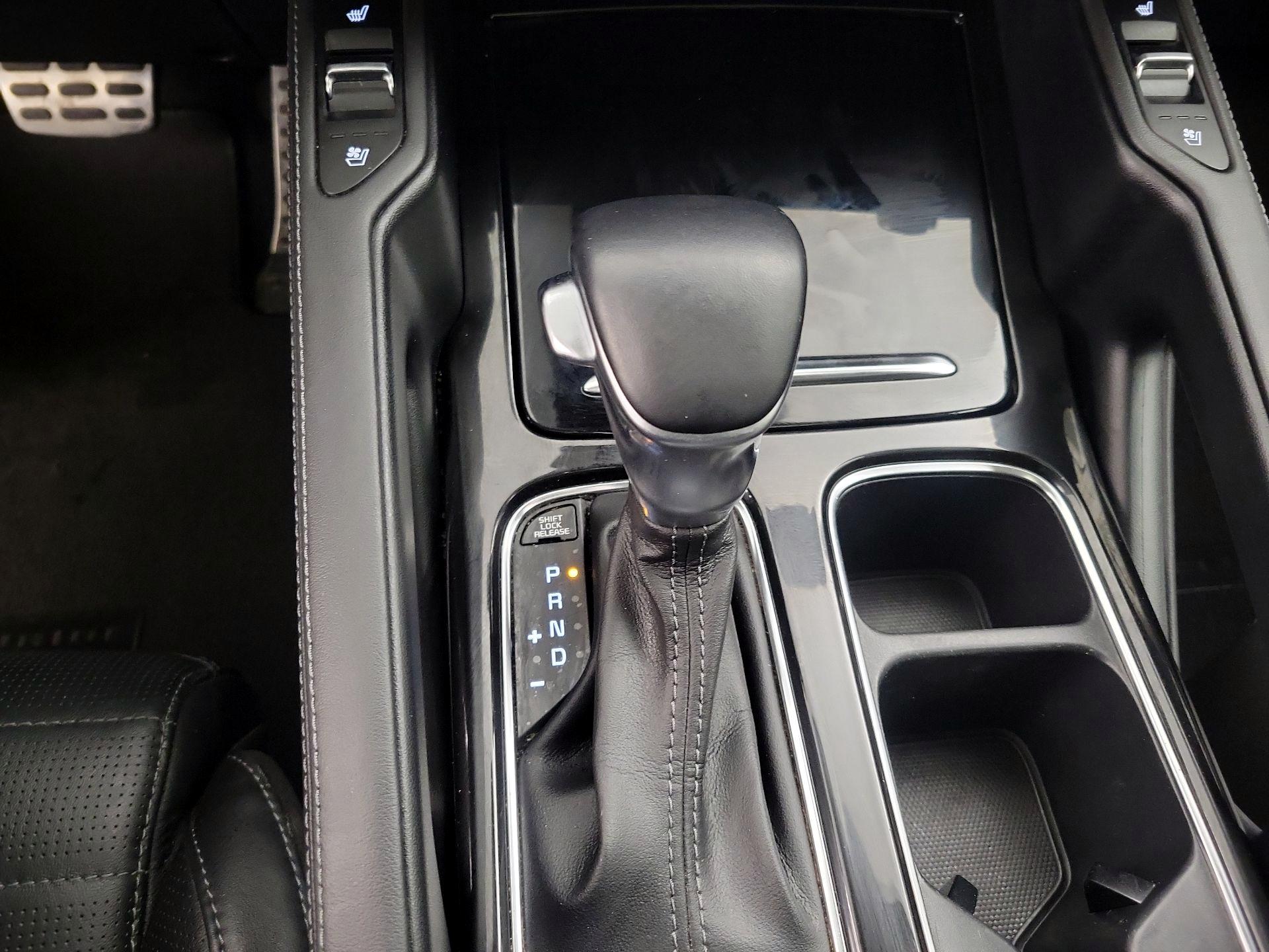 Thumbnail: 2021 Kia Telluride - 18