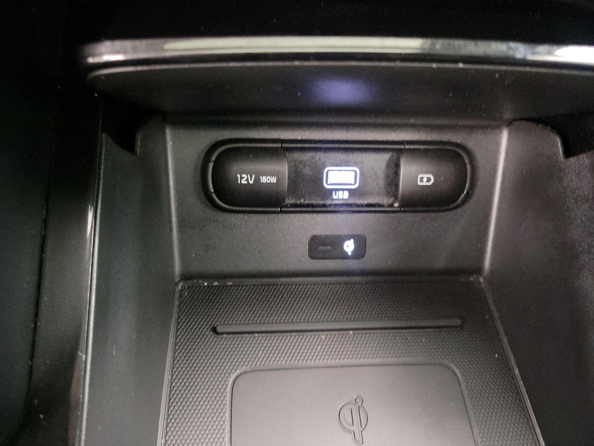 Thumbnail: 2021 Kia Telluride - 19