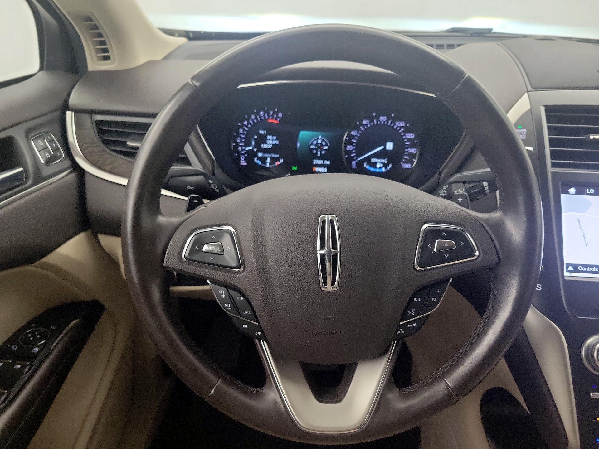 Thumbnail: 2019 Lincoln MKC - 10