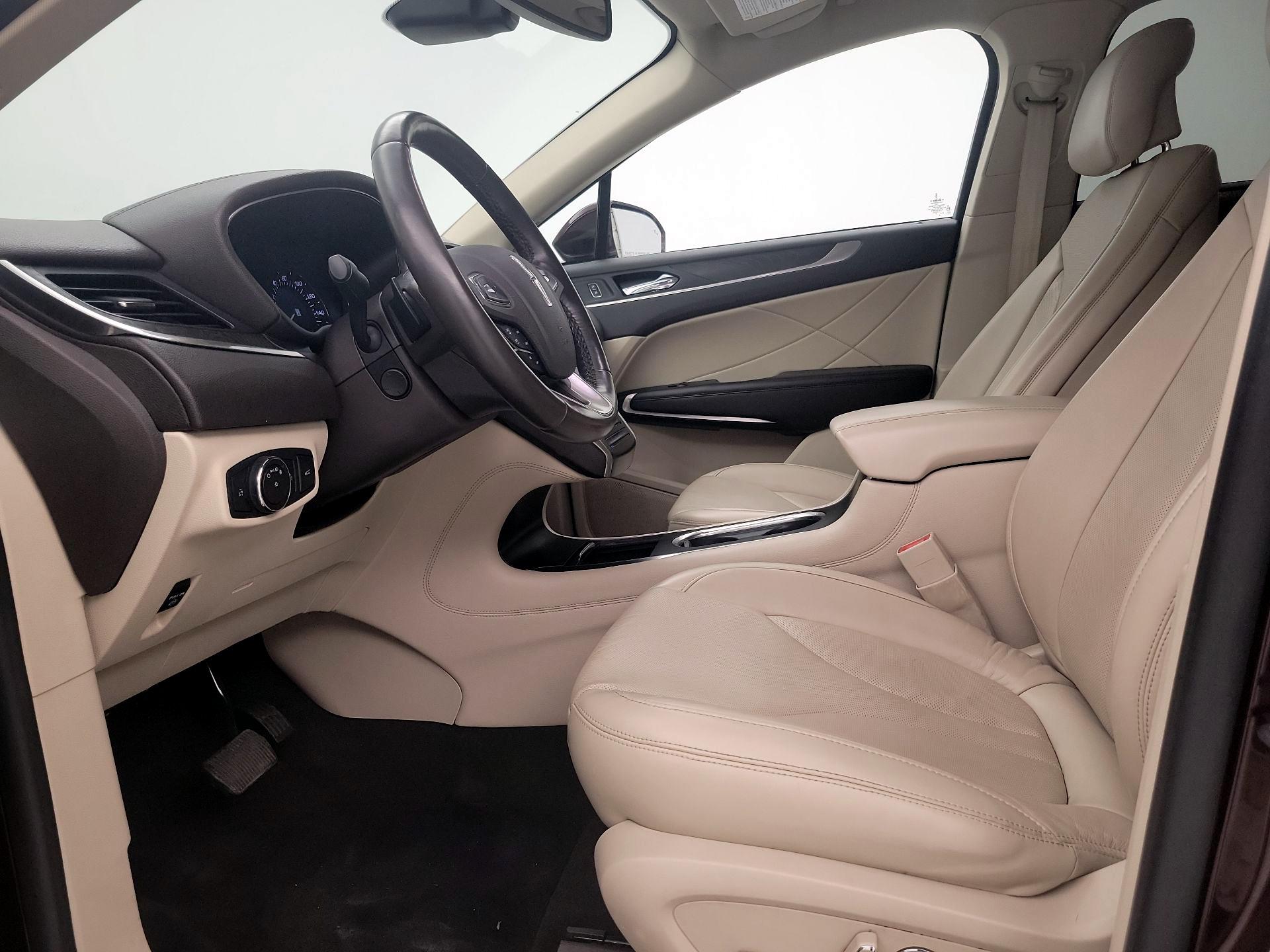 Thumbnail: 2019 Lincoln MKC - 11