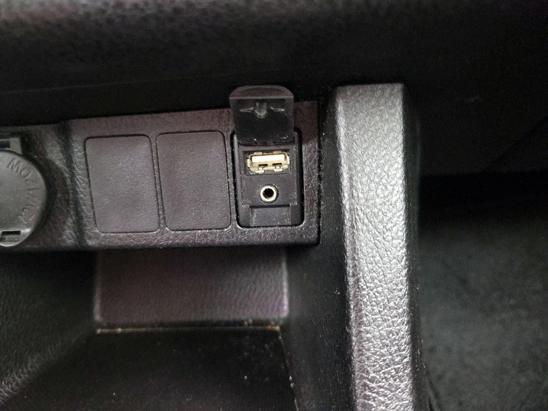 Thumbnail: 2017 Toyota Corolla - 18