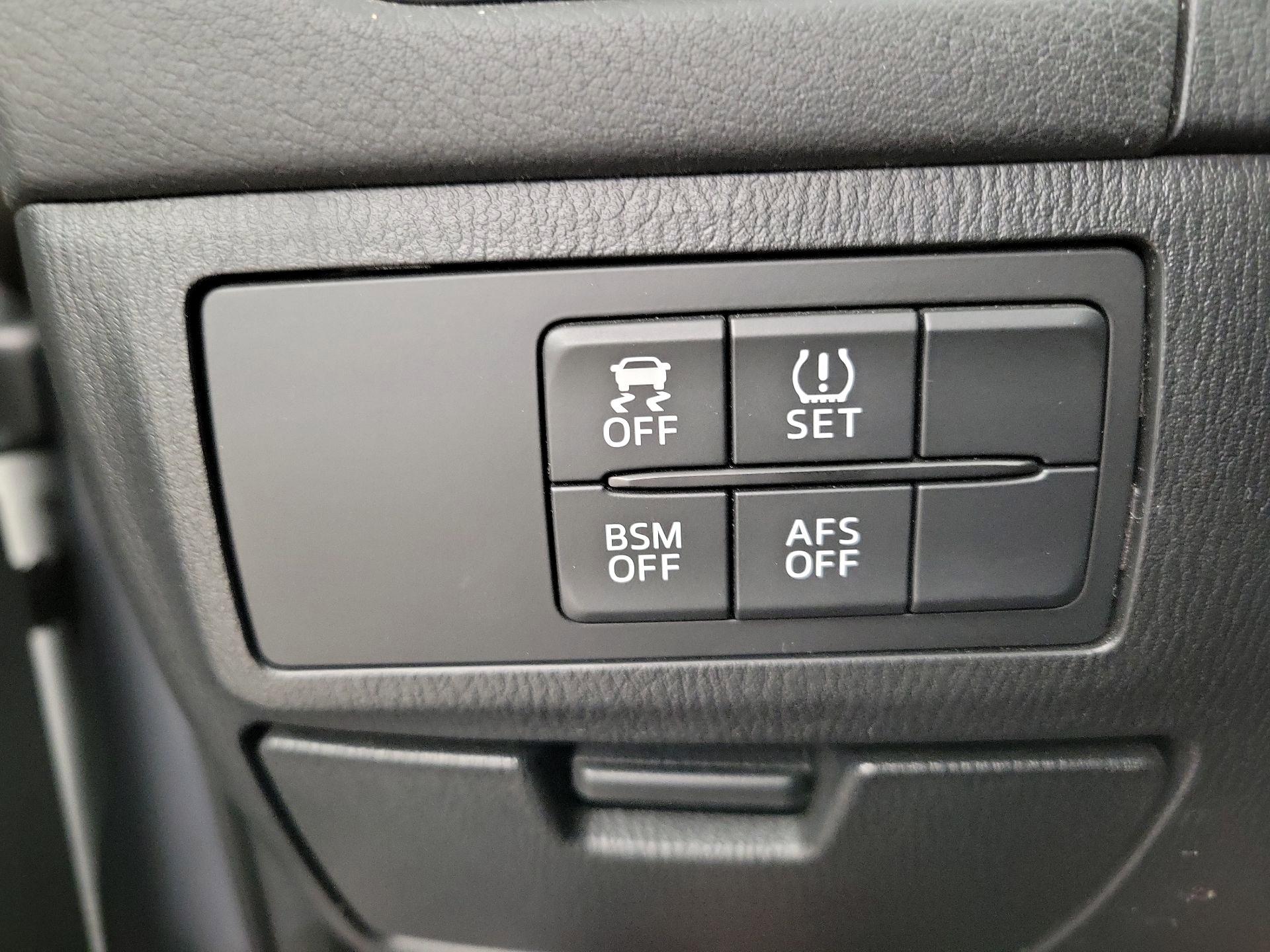 Thumbnail: 2014 Mazda Mazda6 - 13