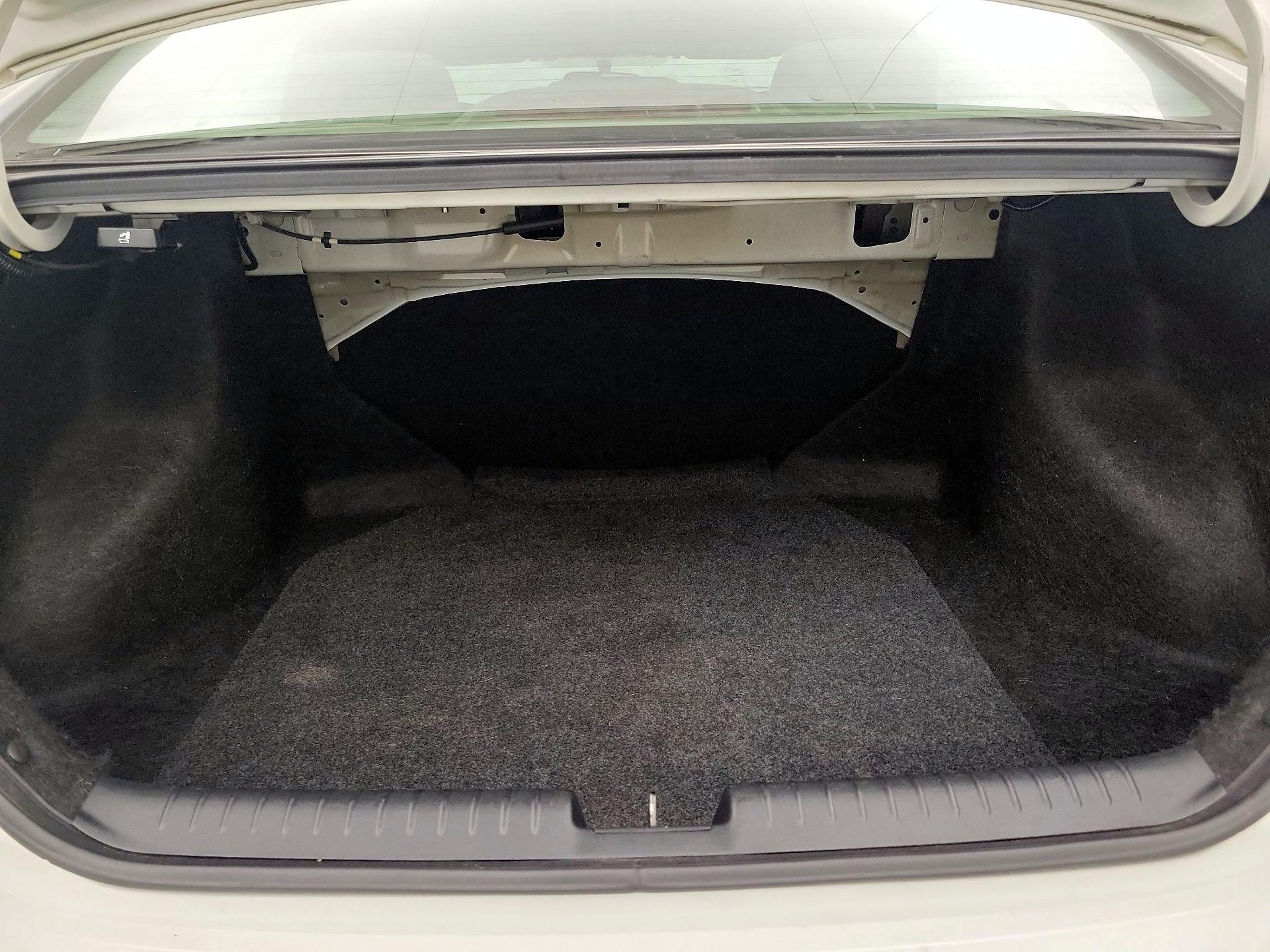 Thumbnail: 2015 Honda Civic - 20