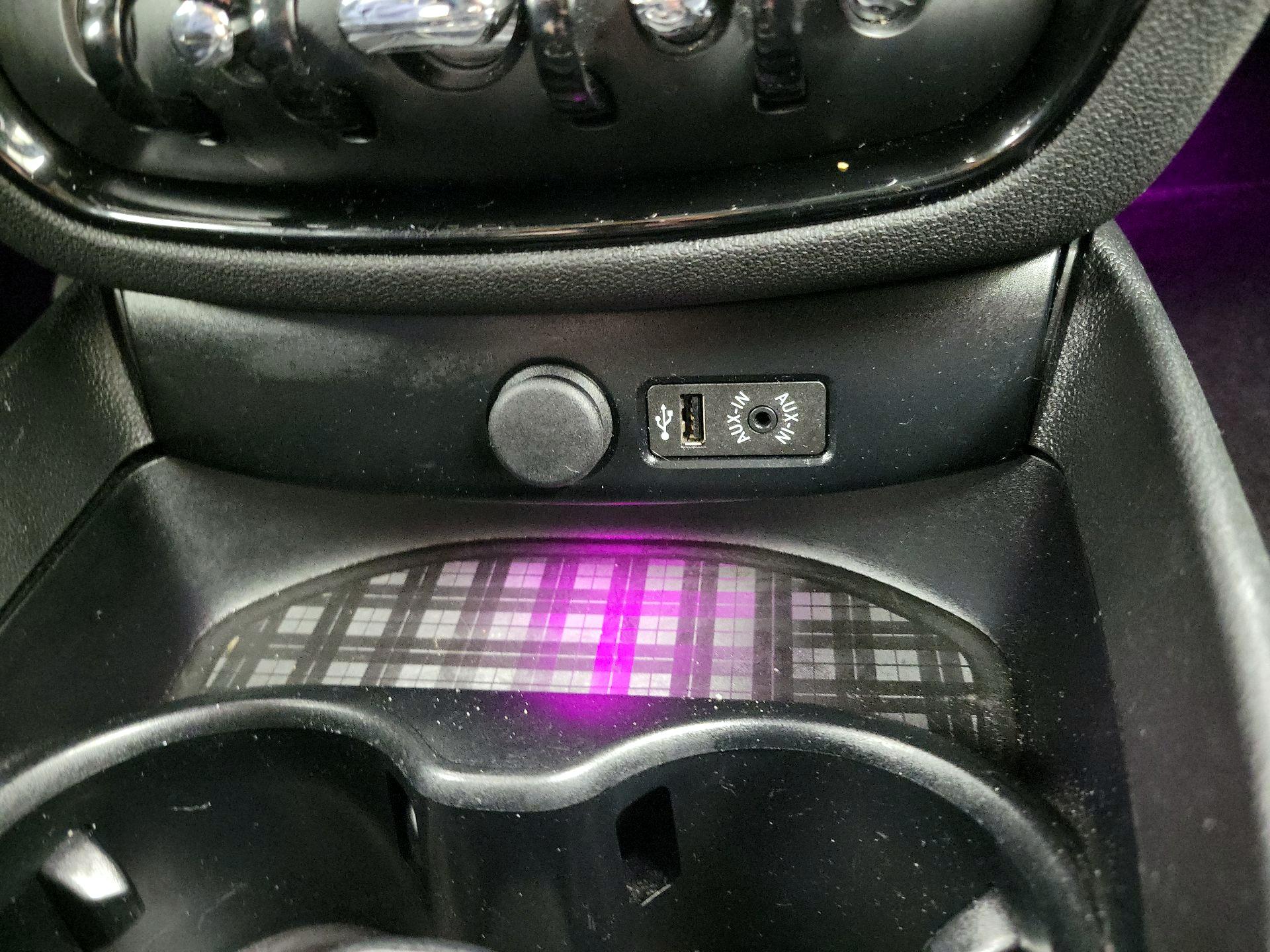 Thumbnail: 2017 MINI Cooper Clubman - 19