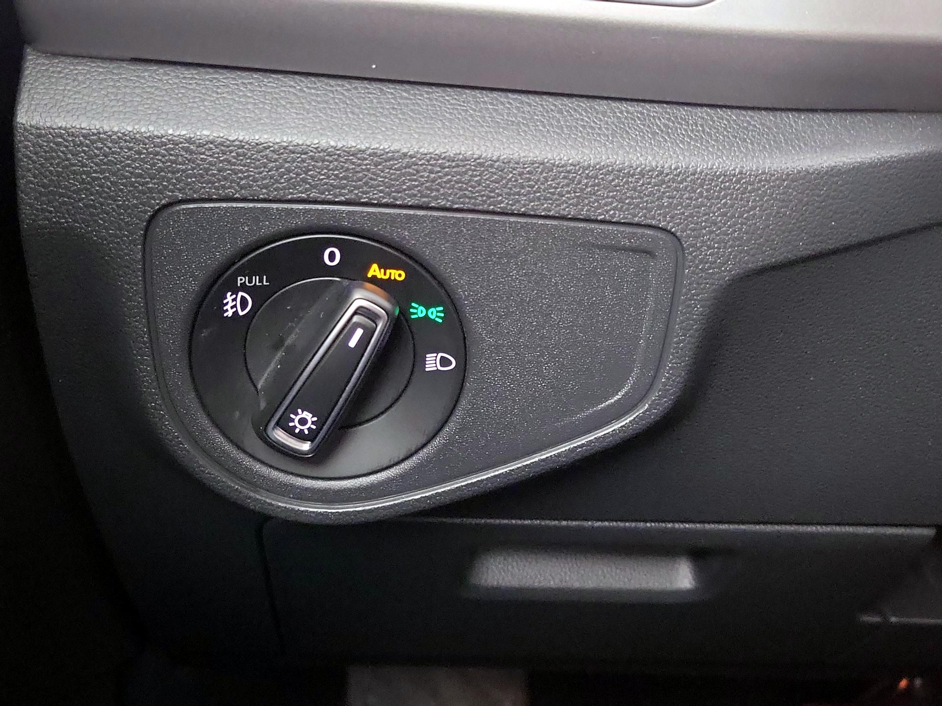 Thumbnail: 2019 Volkswagen Atlas - 13