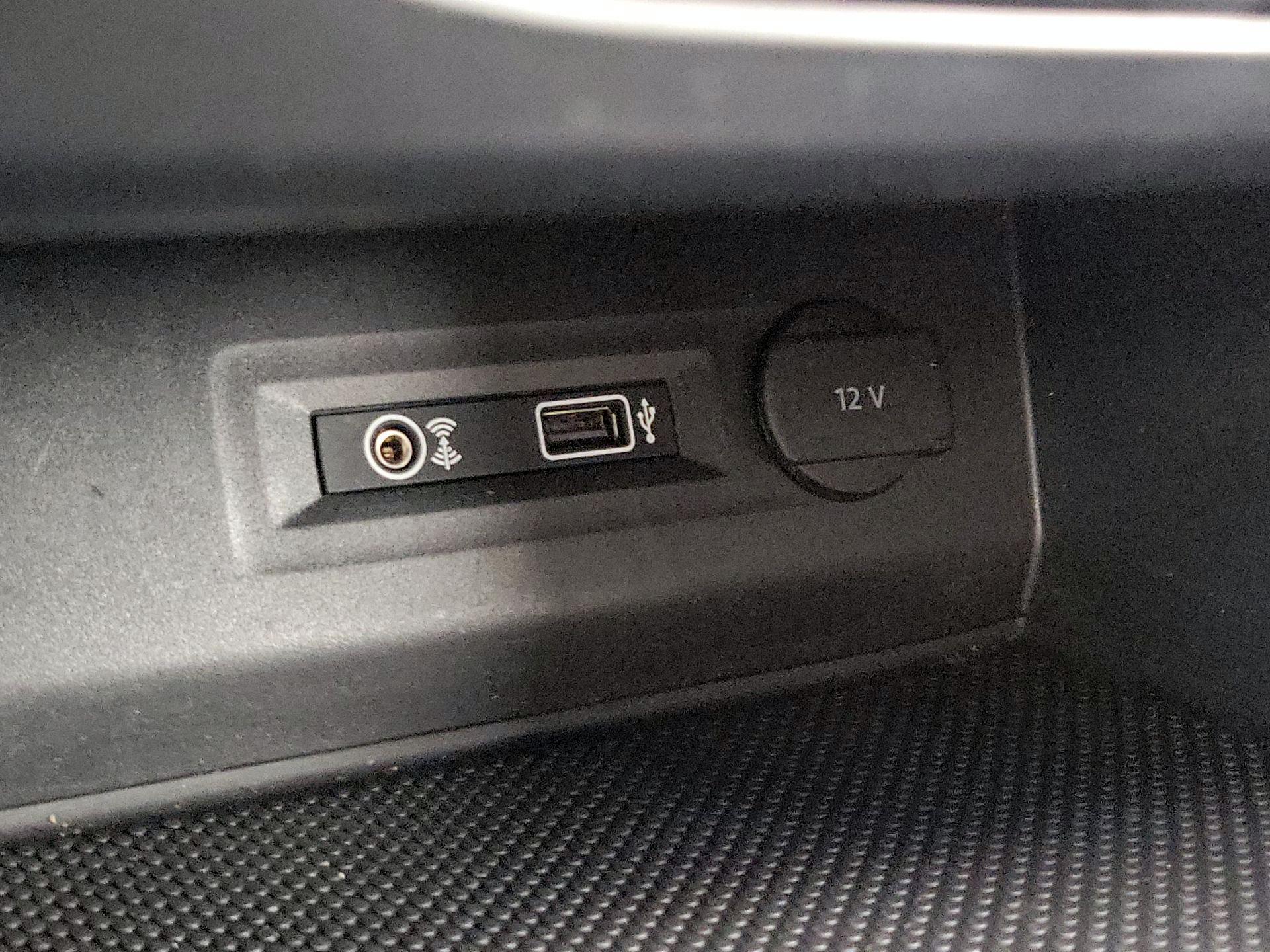 Thumbnail: 2019 Volkswagen Atlas - 18