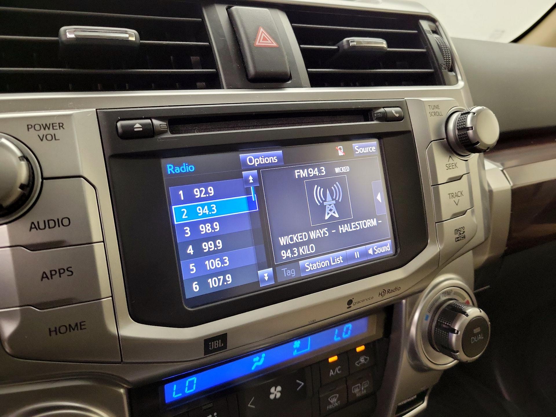 Thumbnail: 2015 Toyota 4Runner - 16