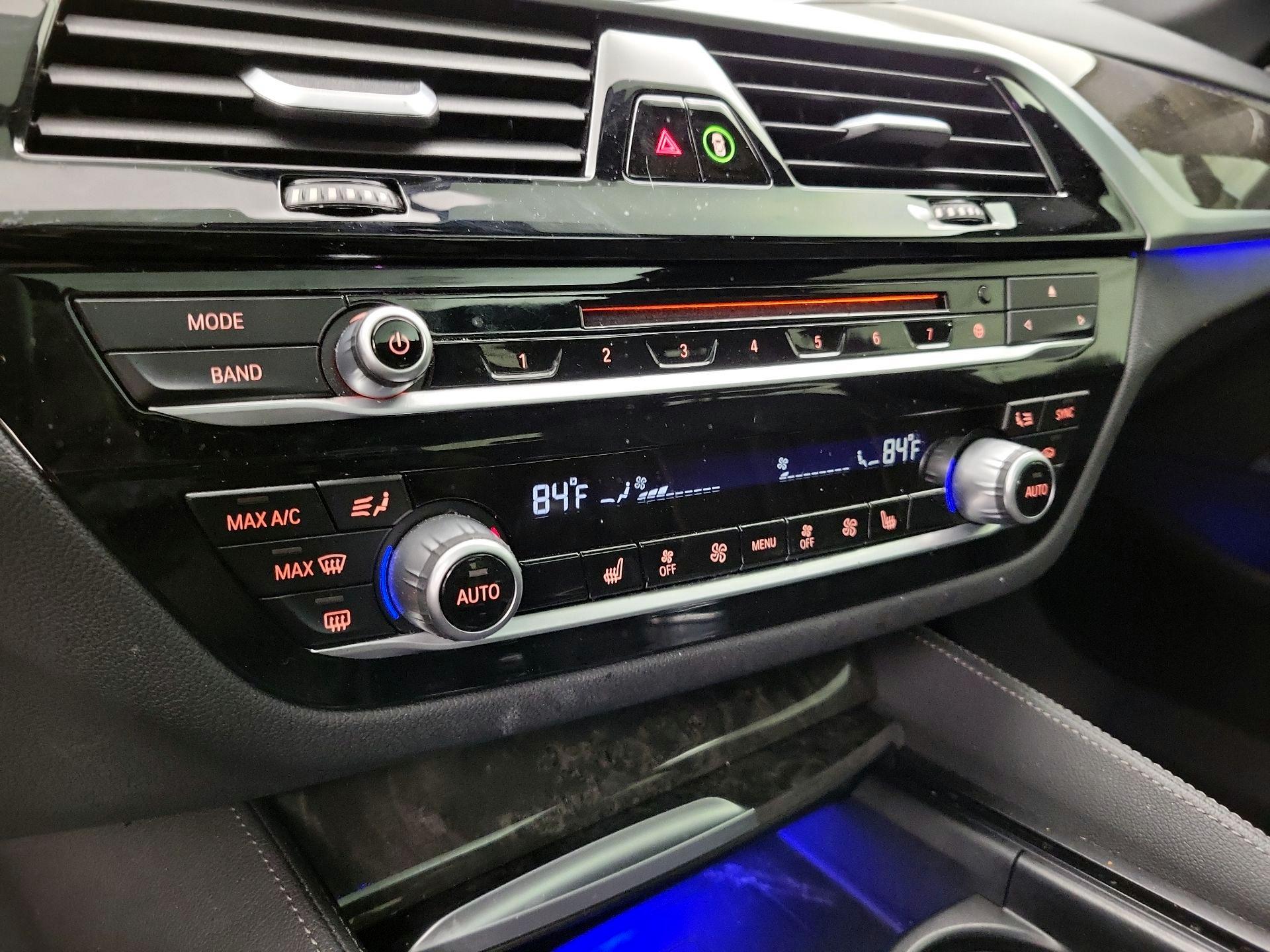 Thumbnail: 2019 BMW 5 Series - 17