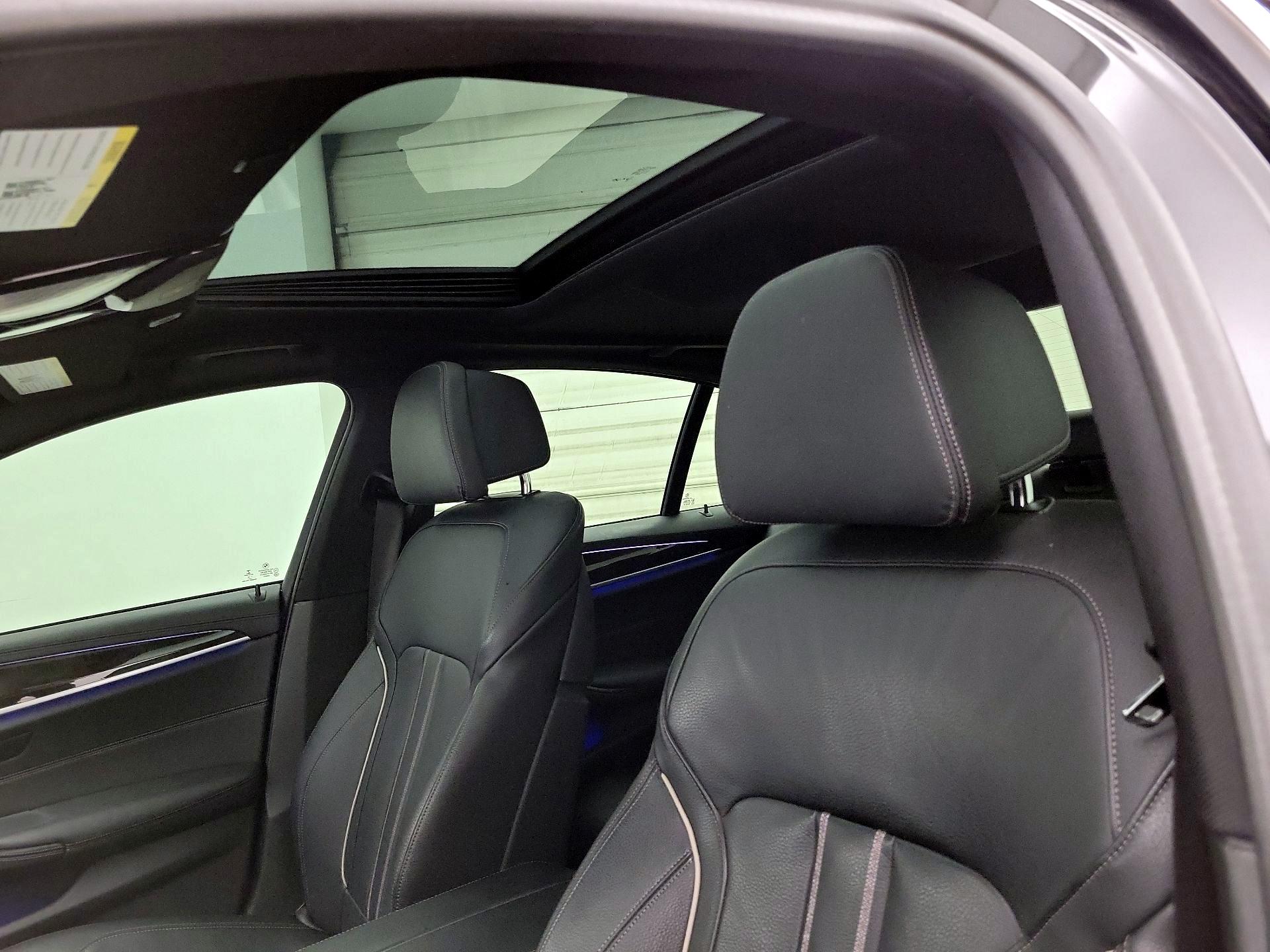 Thumbnail: 2019 BMW 5 Series - 20