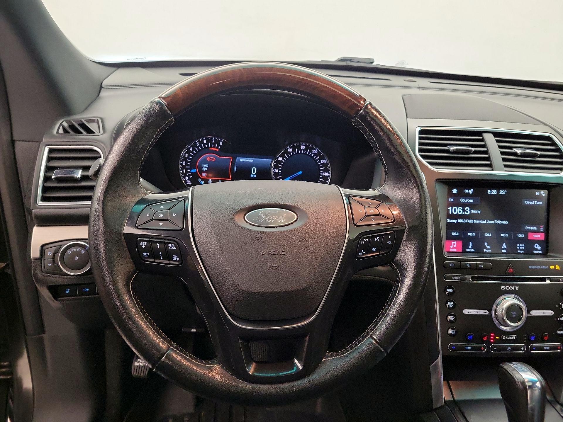 Thumbnail: 2017 Ford Explorer - 10