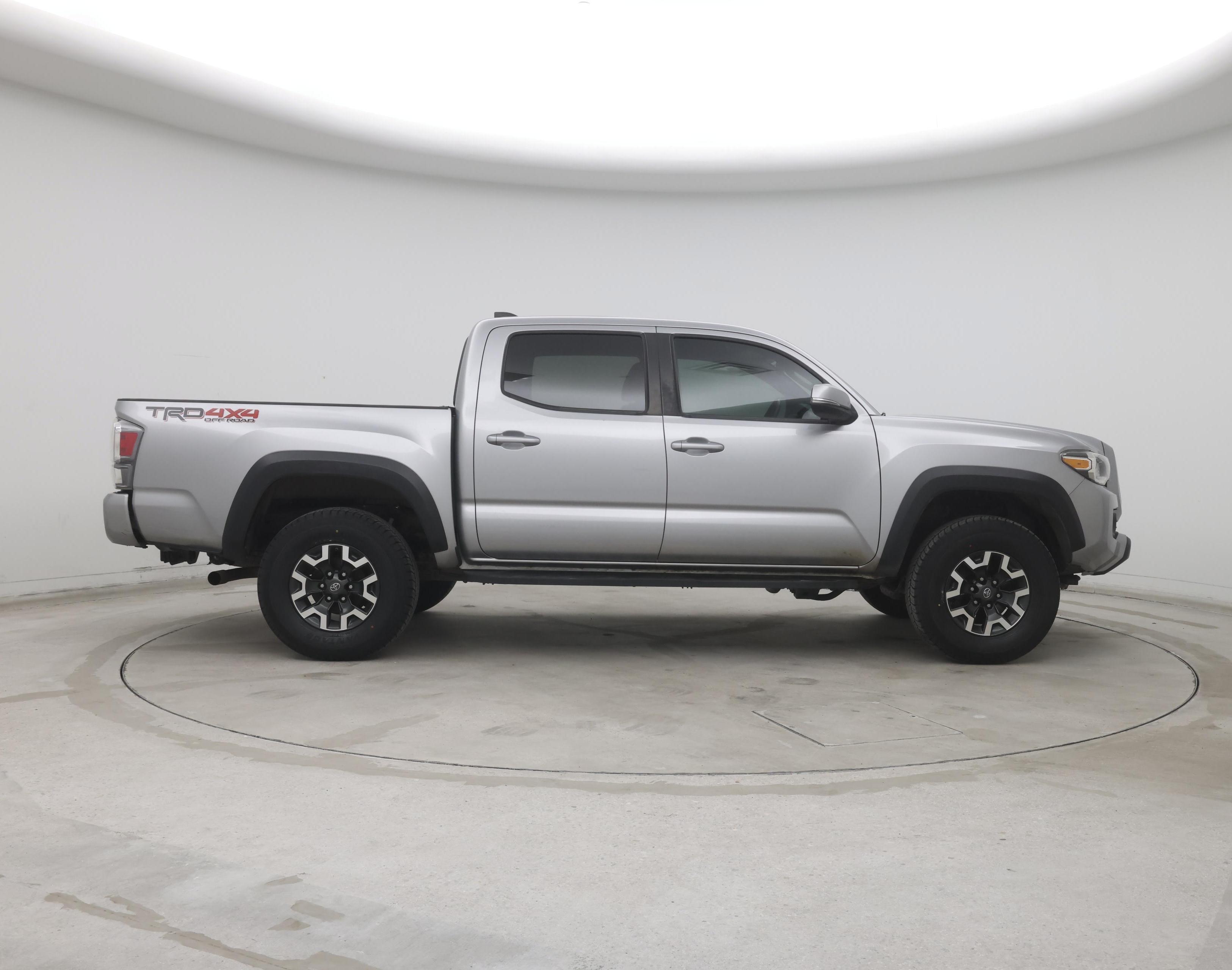 Thumbnail: 2020 Toyota Tacoma - 7