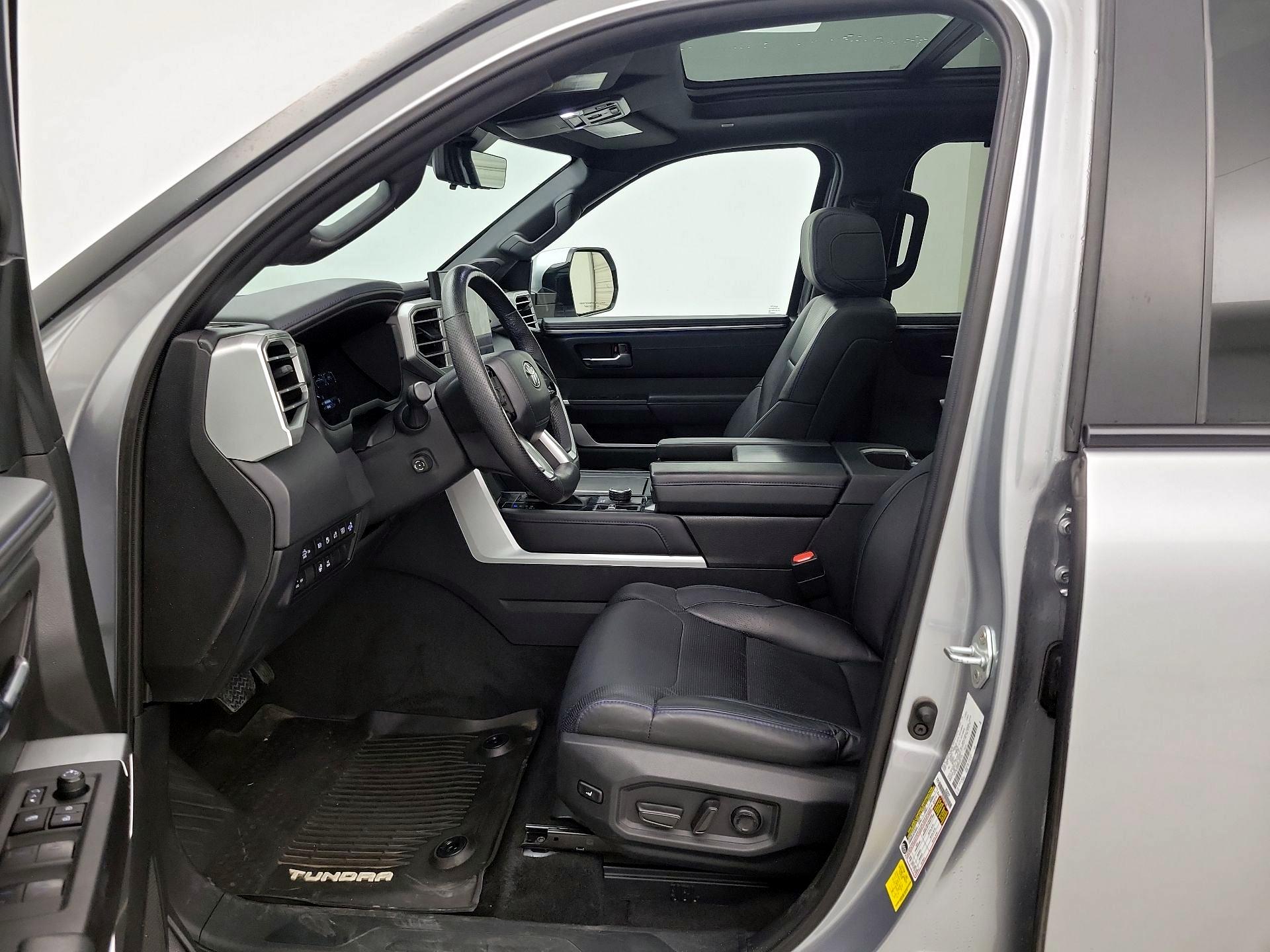 Thumbnail: 2024 Toyota Tundra - 11