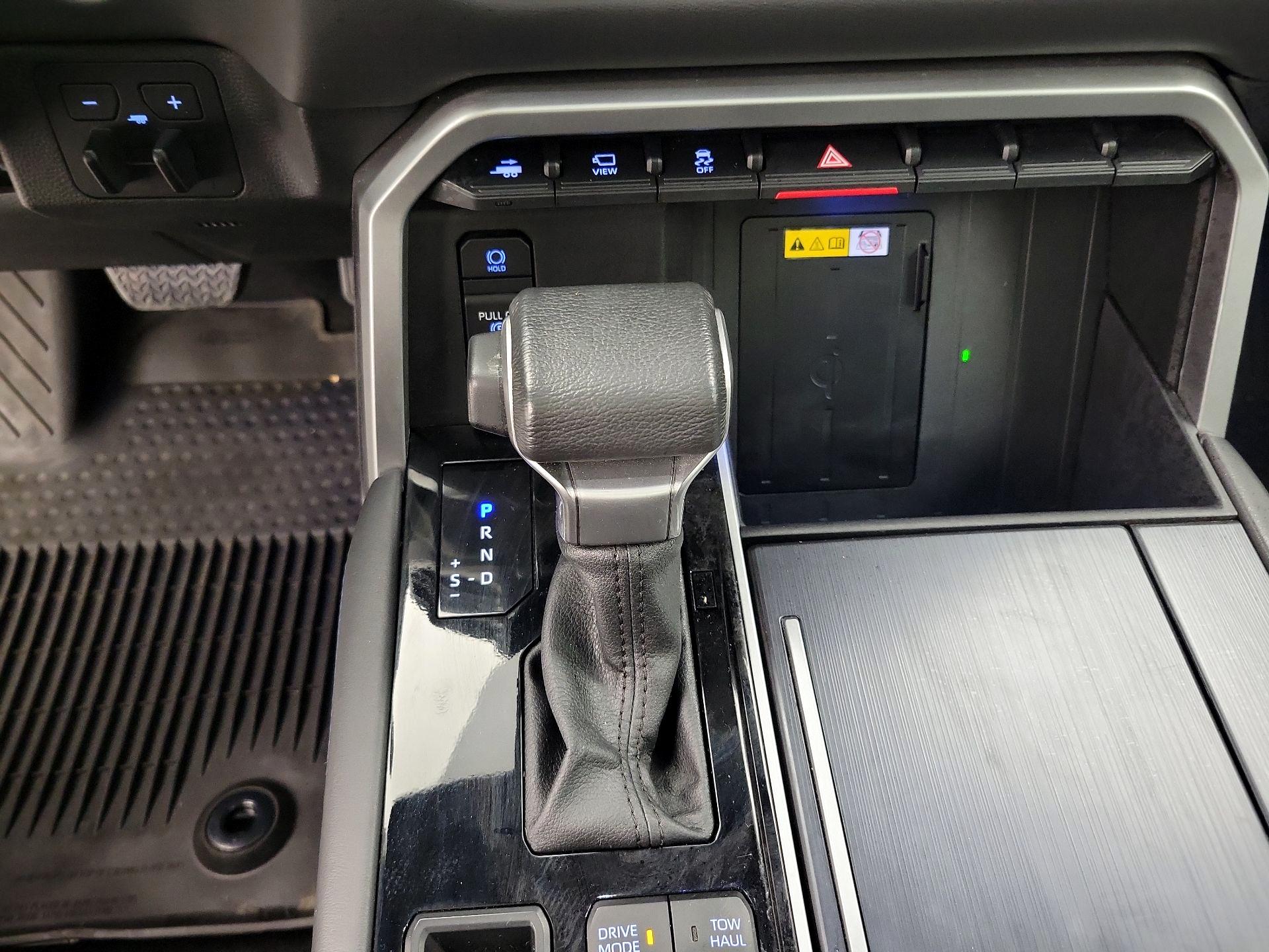 Thumbnail: 2024 Toyota Tundra - 17