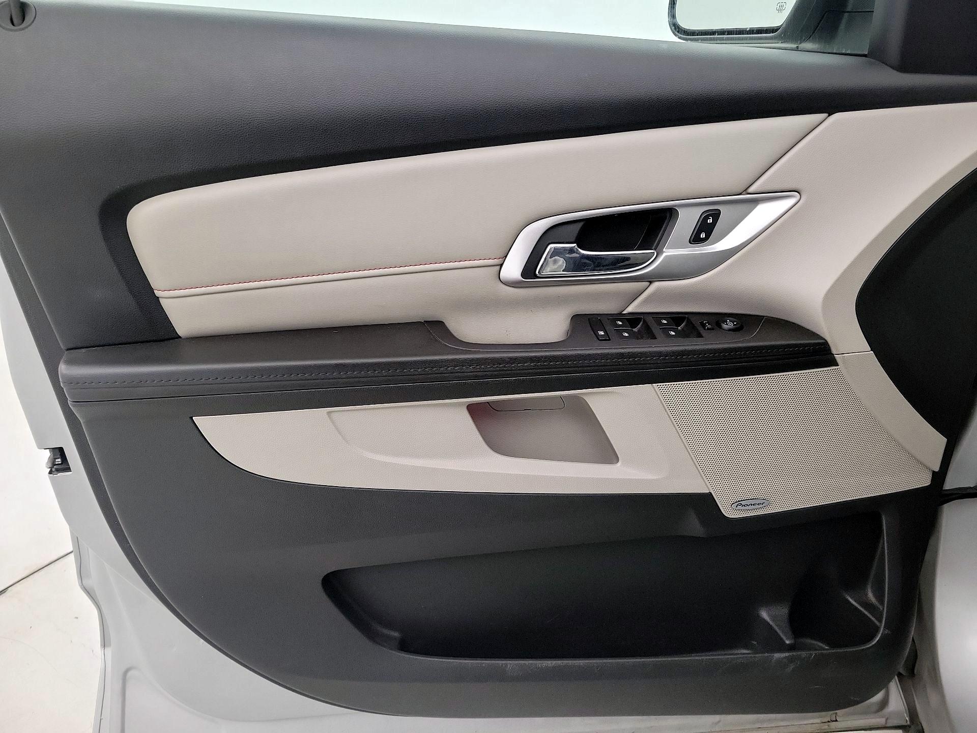 Thumbnail: 2017 GMC Terrain - 12