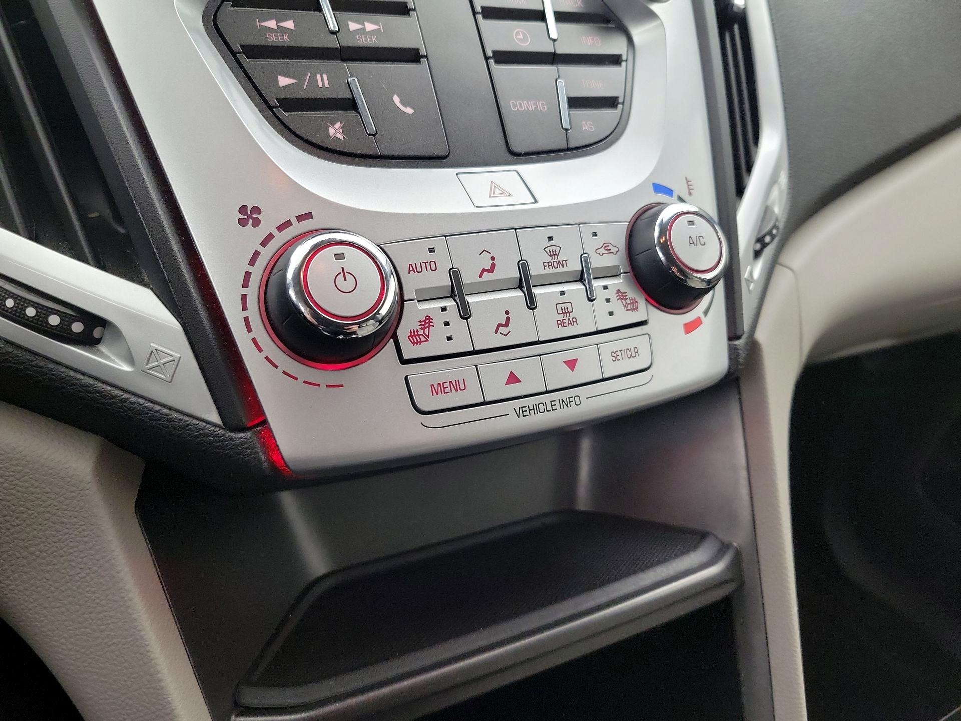 Thumbnail: 2017 GMC Terrain - 16